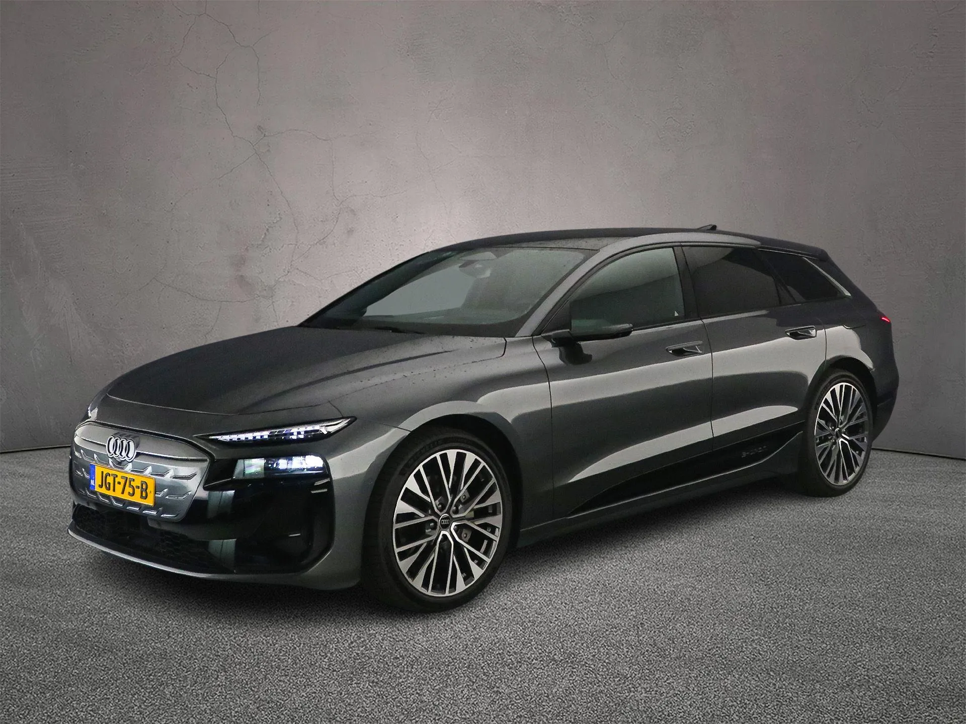 Audi A6 Avant e-tron — foto 1
