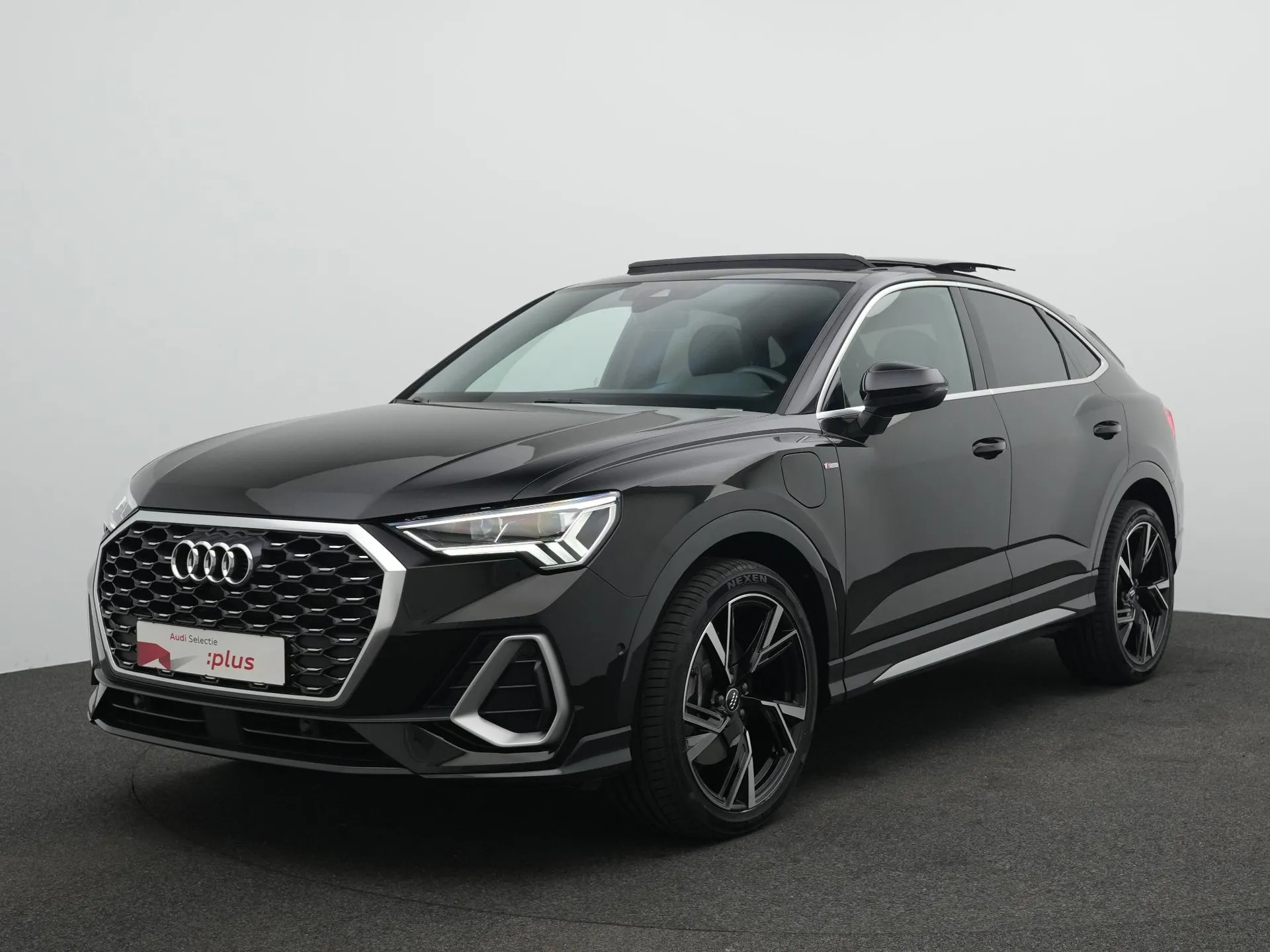 Audi Q3 — foto 1