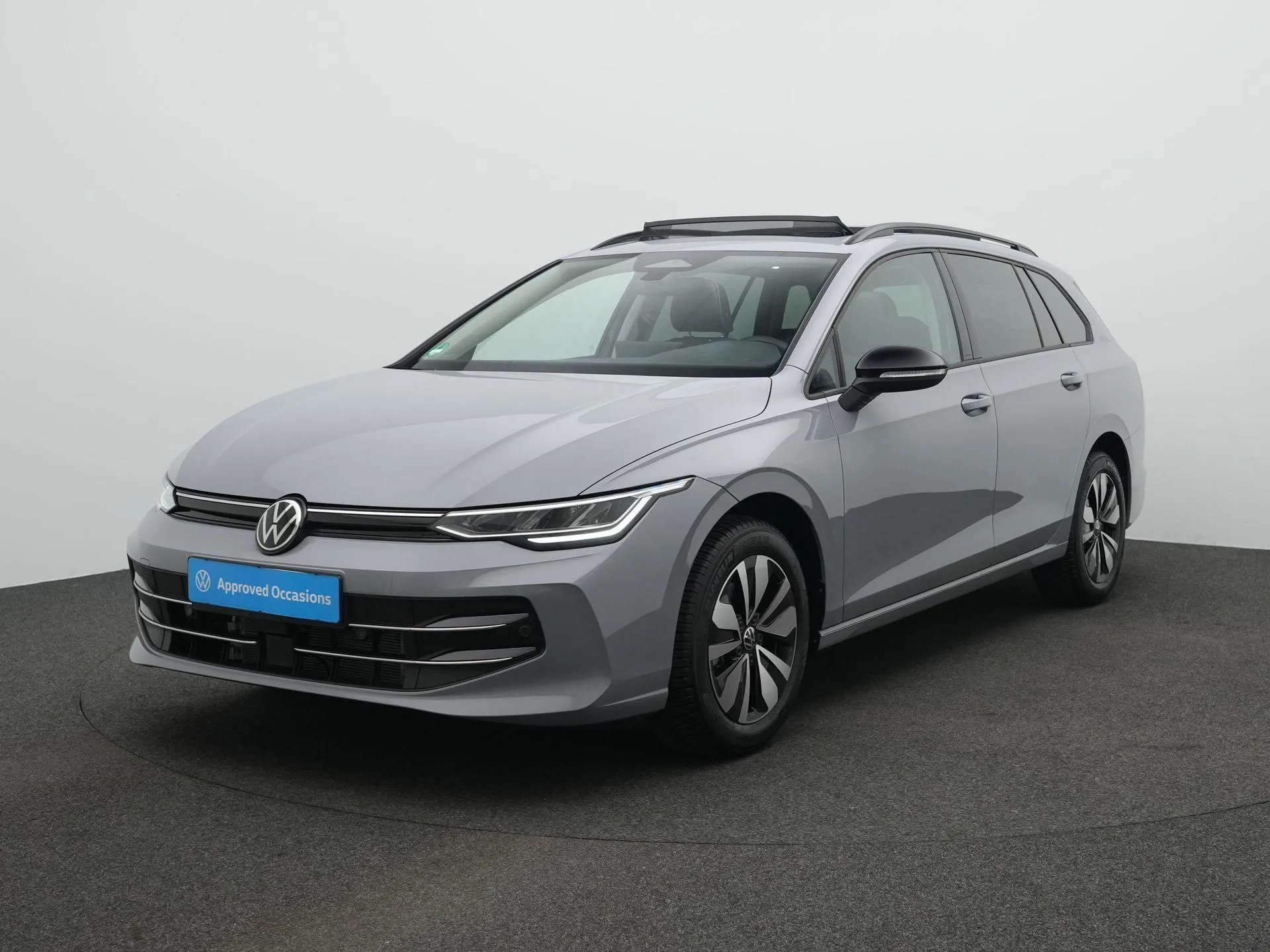 Volkswagen Golf — foto 1