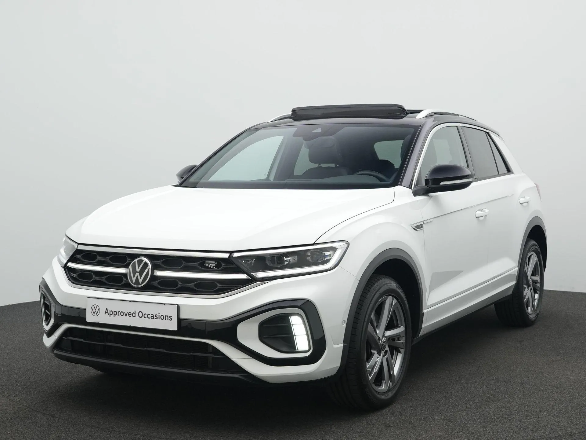 Volkswagen T-Roc — foto 1
