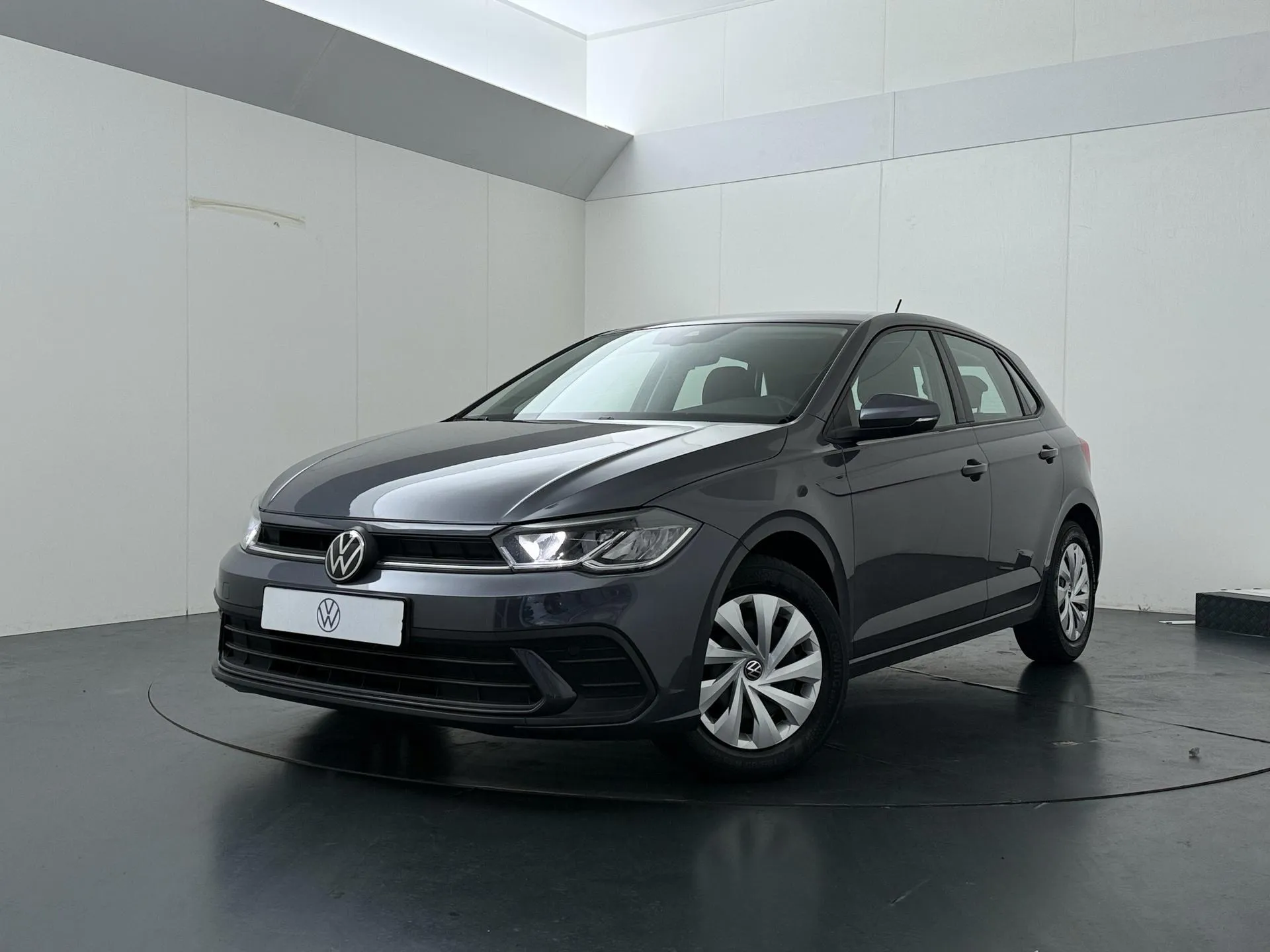 Volkswagen Polo — foto 1