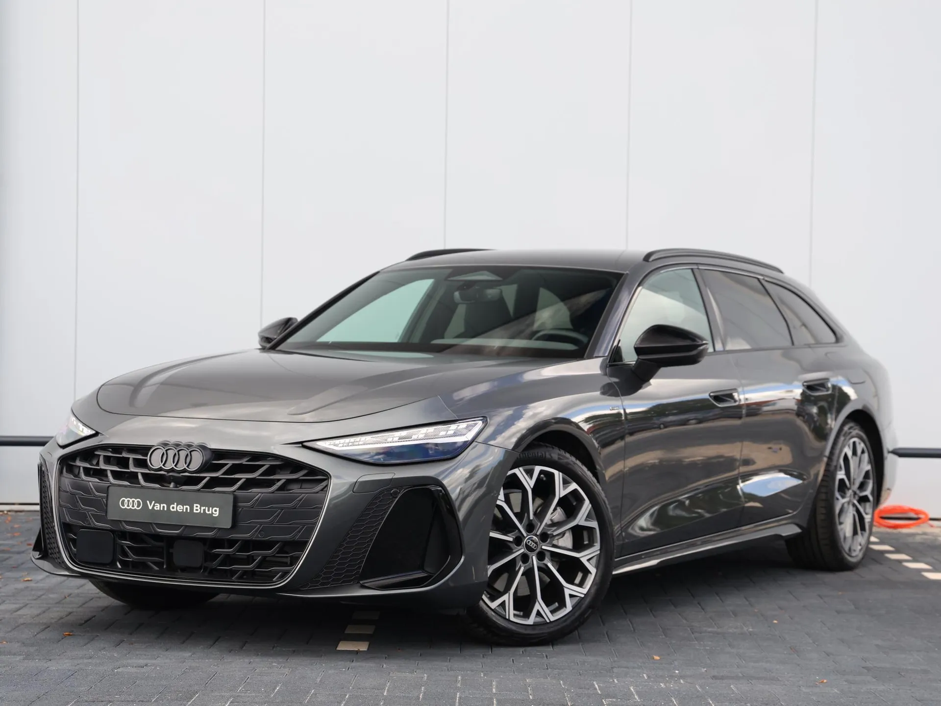 Audi A6 — foto 1