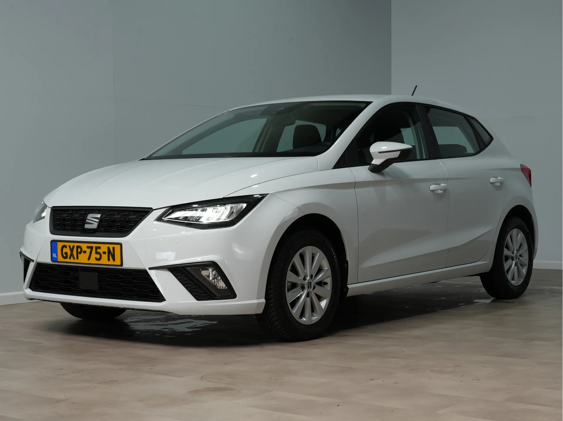 Seat Ibiza — foto 1