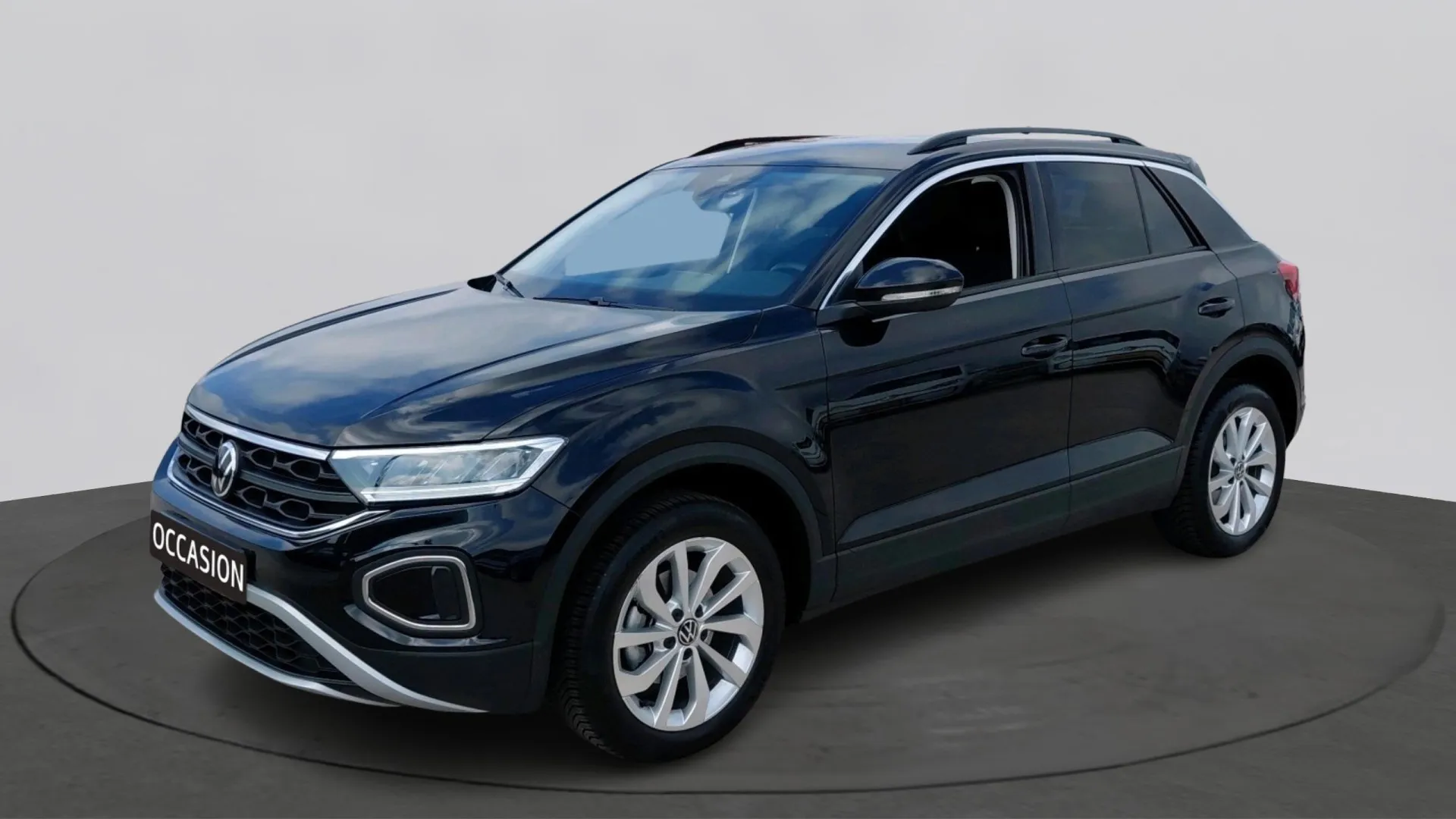 Volkswagen T-Roc — foto 1