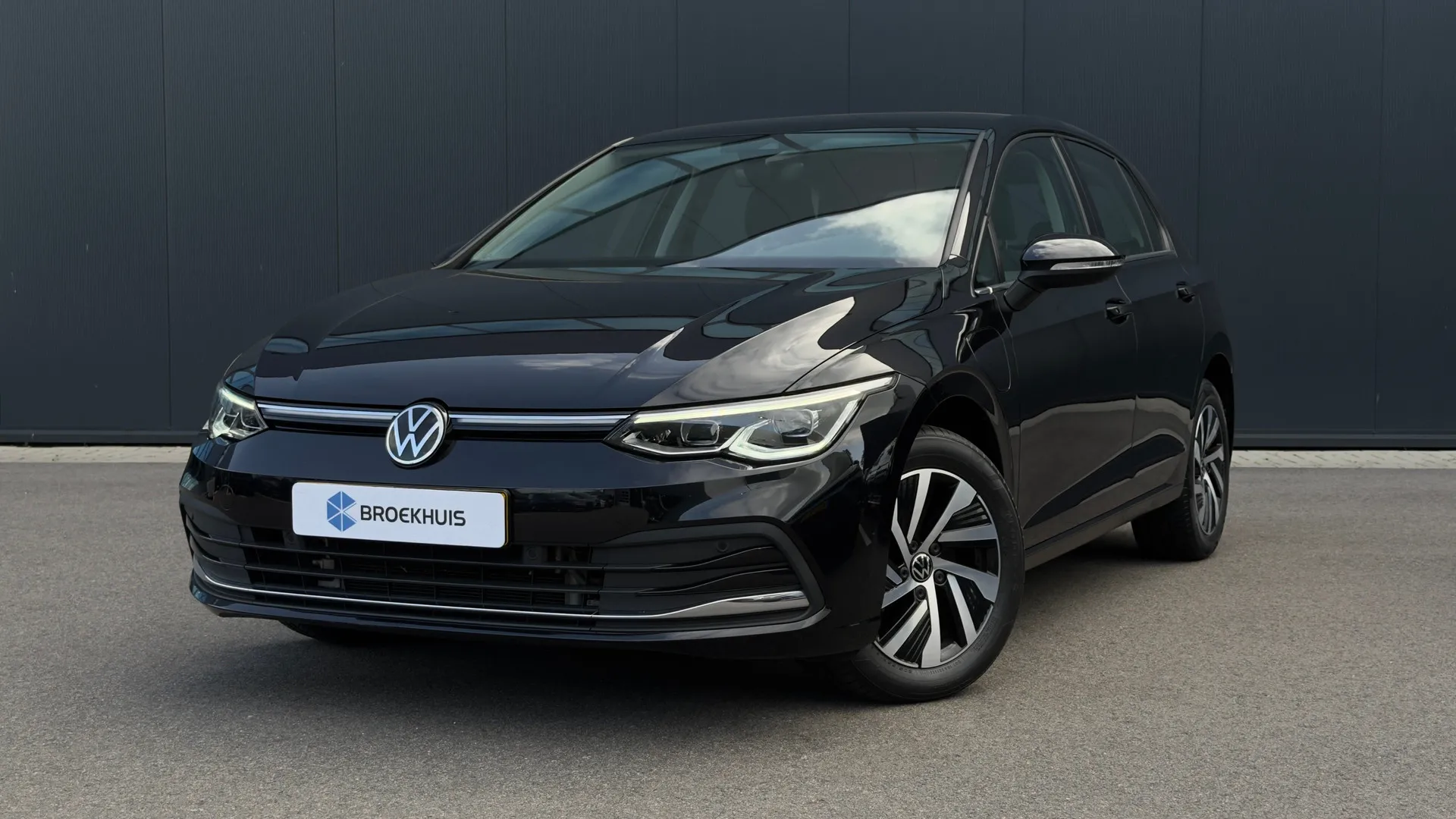 Volkswagen Golf — foto 1