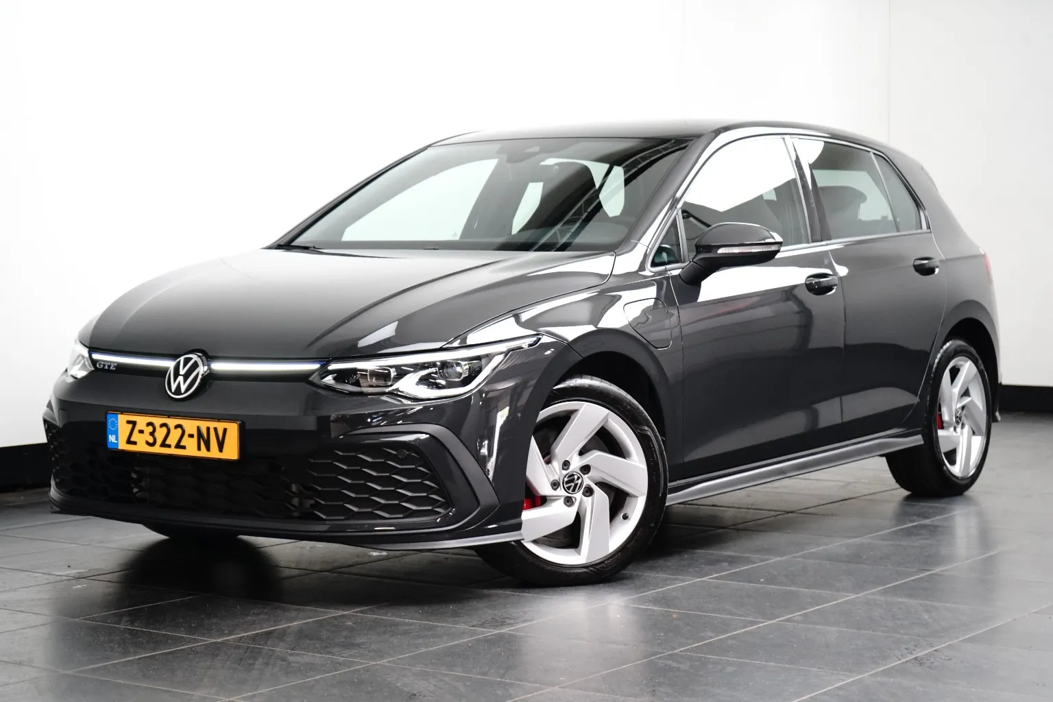 Volkswagen Golf — foto 1