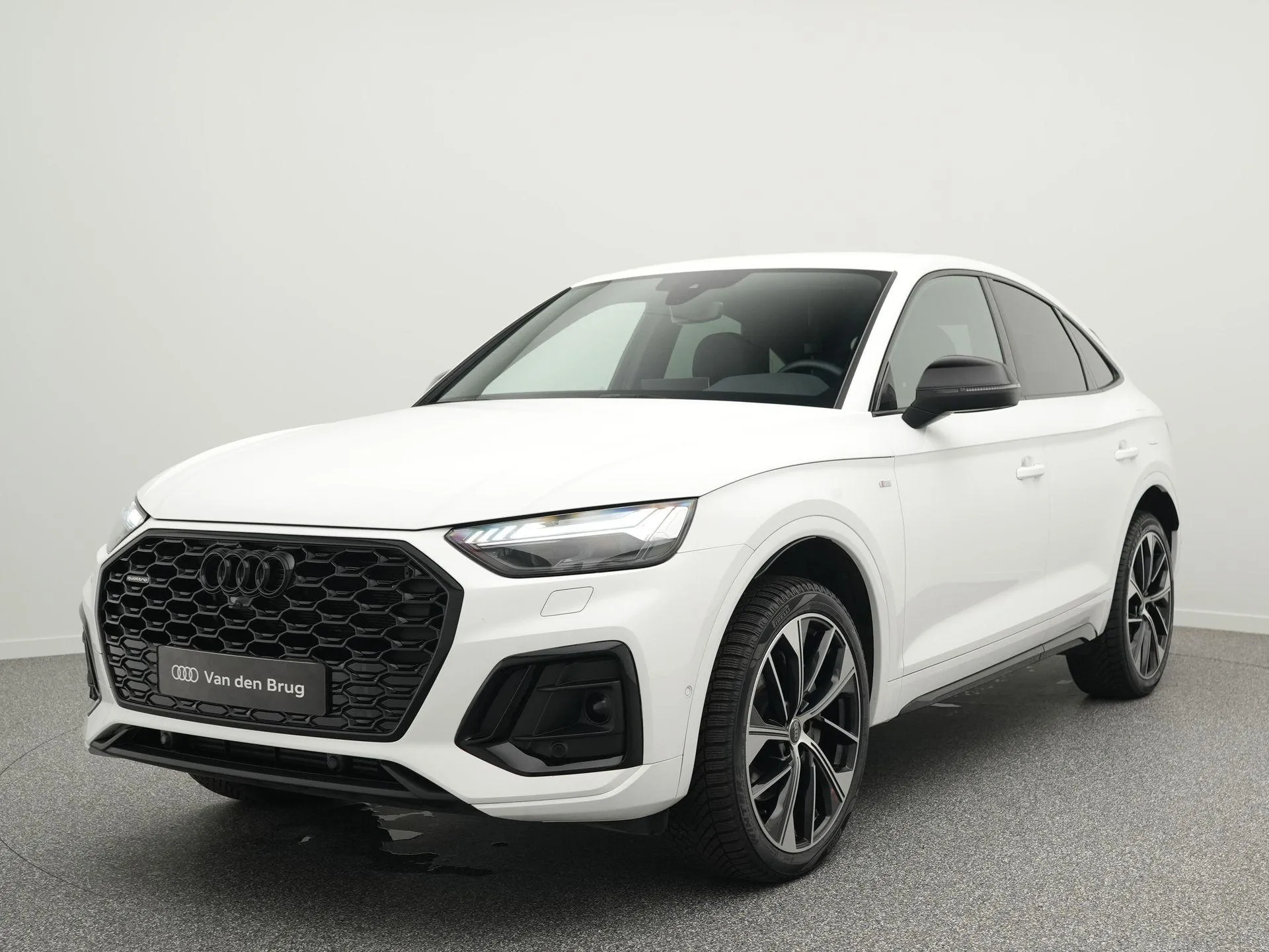 Audi Q5 — foto 1