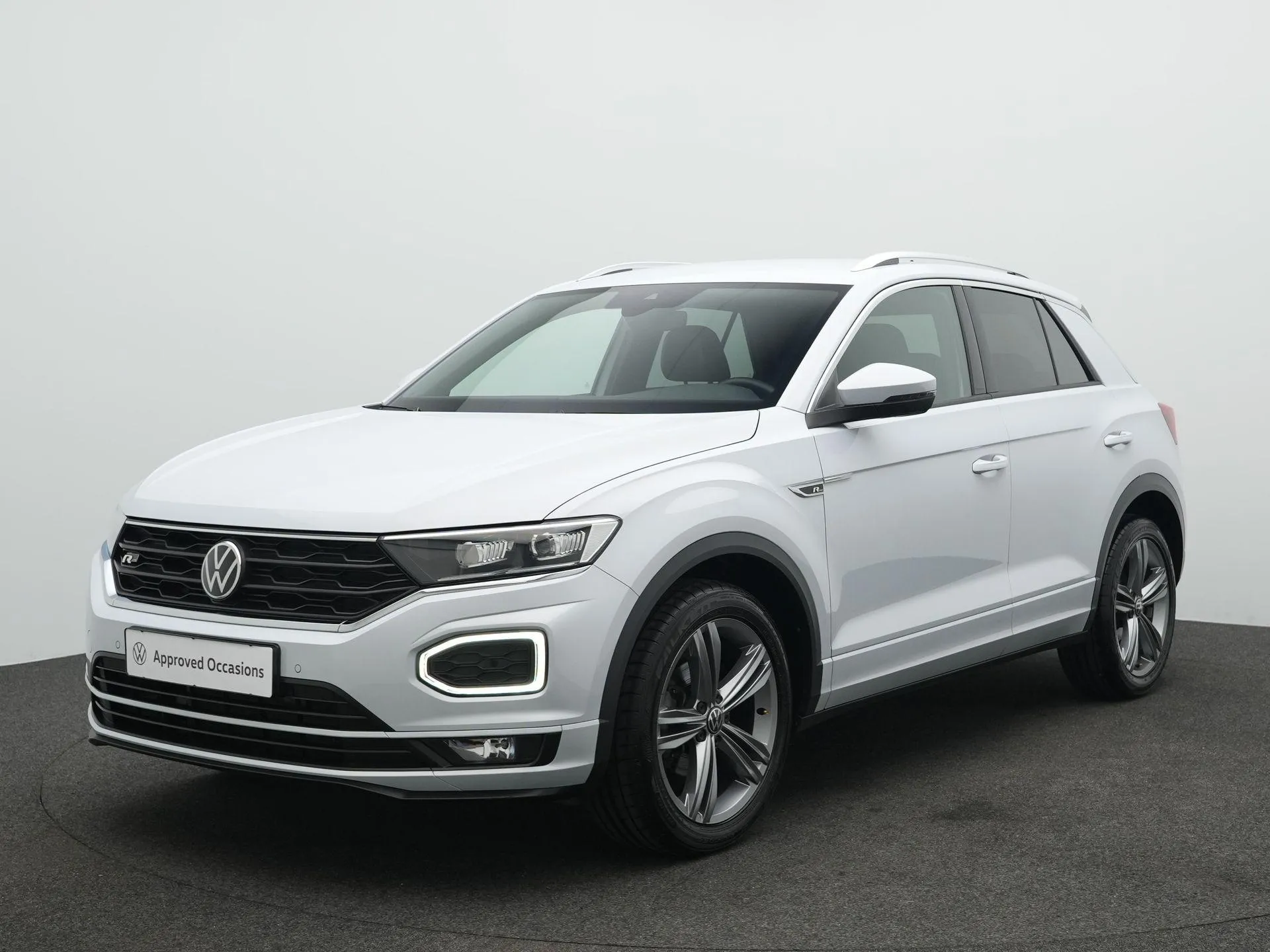 Volkswagen T-Roc — foto 1