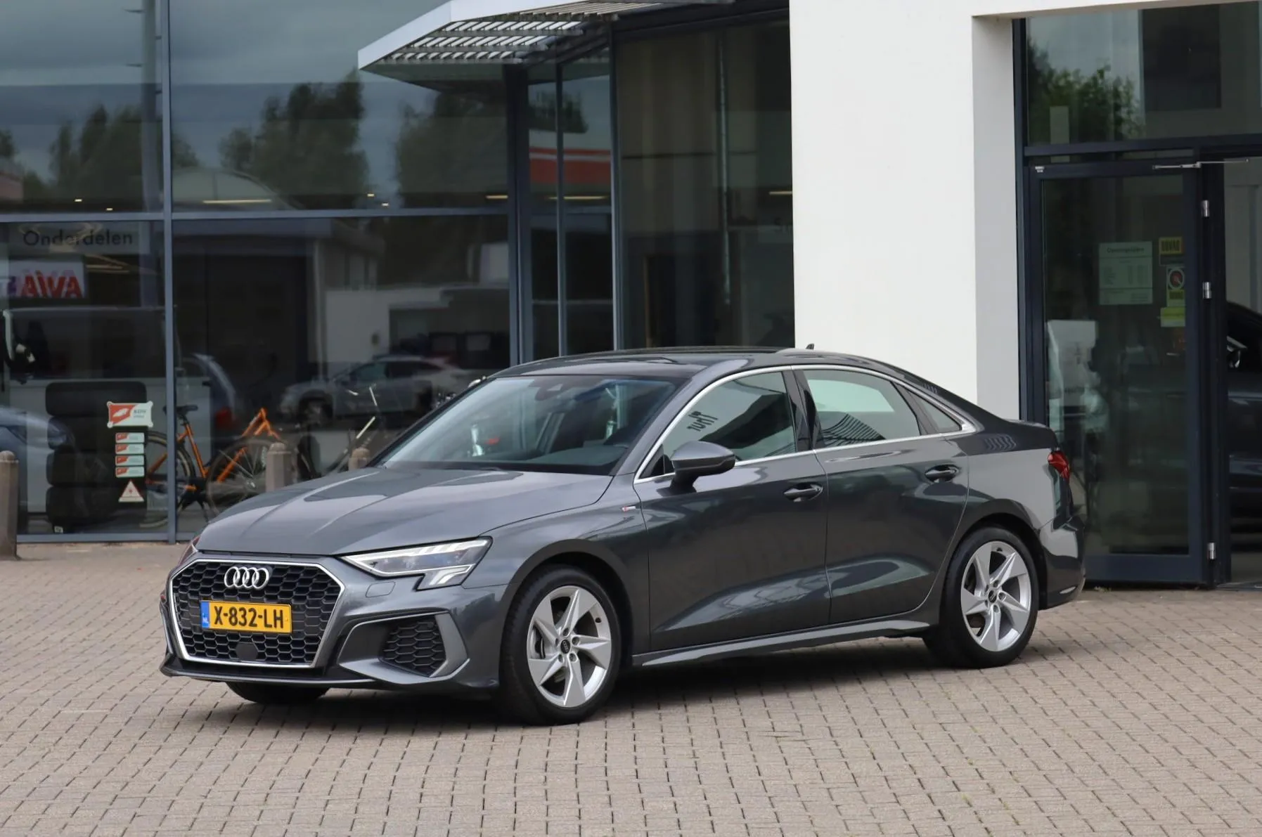 Audi A3 — foto 1