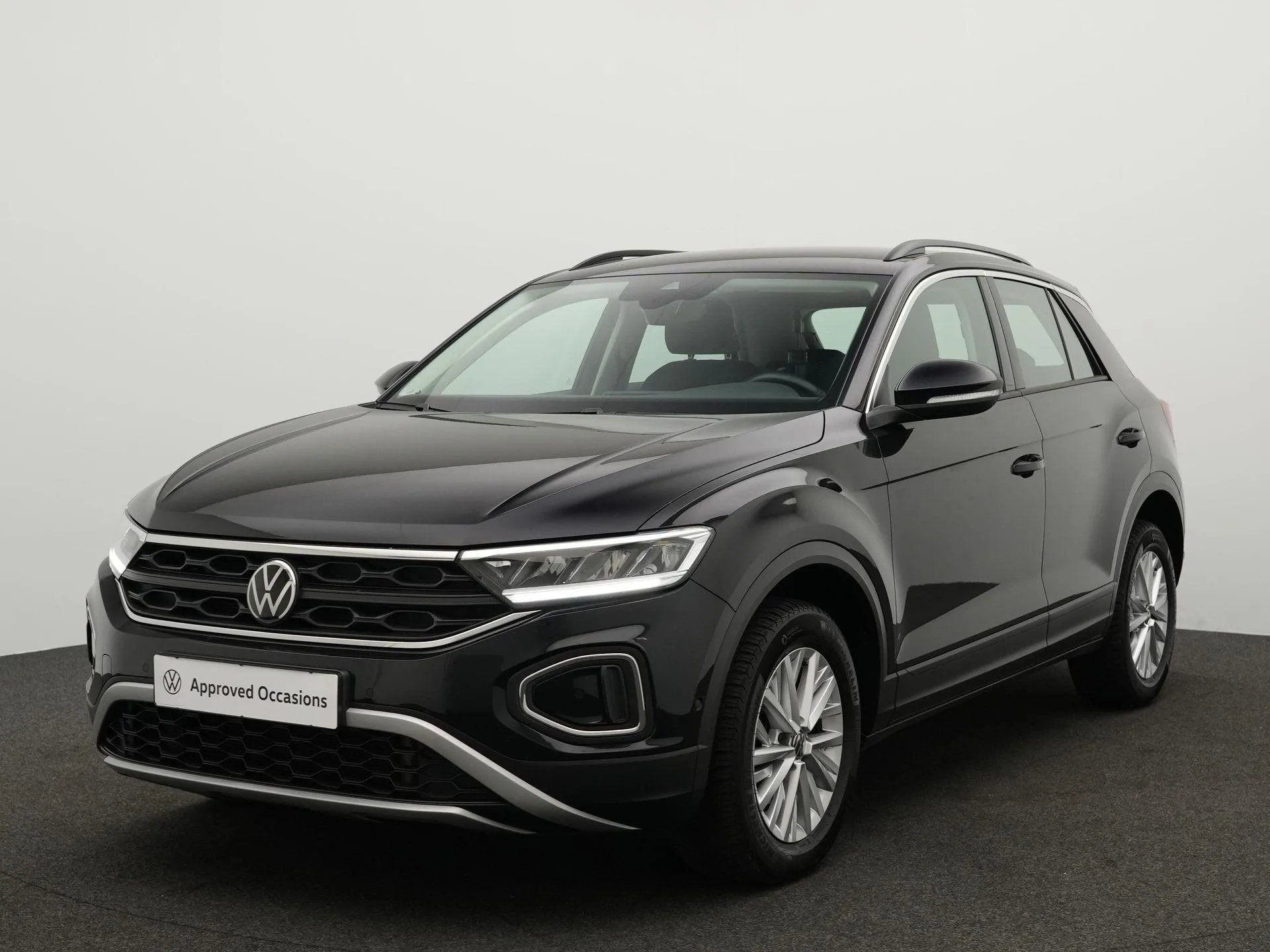 Volkswagen T-Roc — foto 1