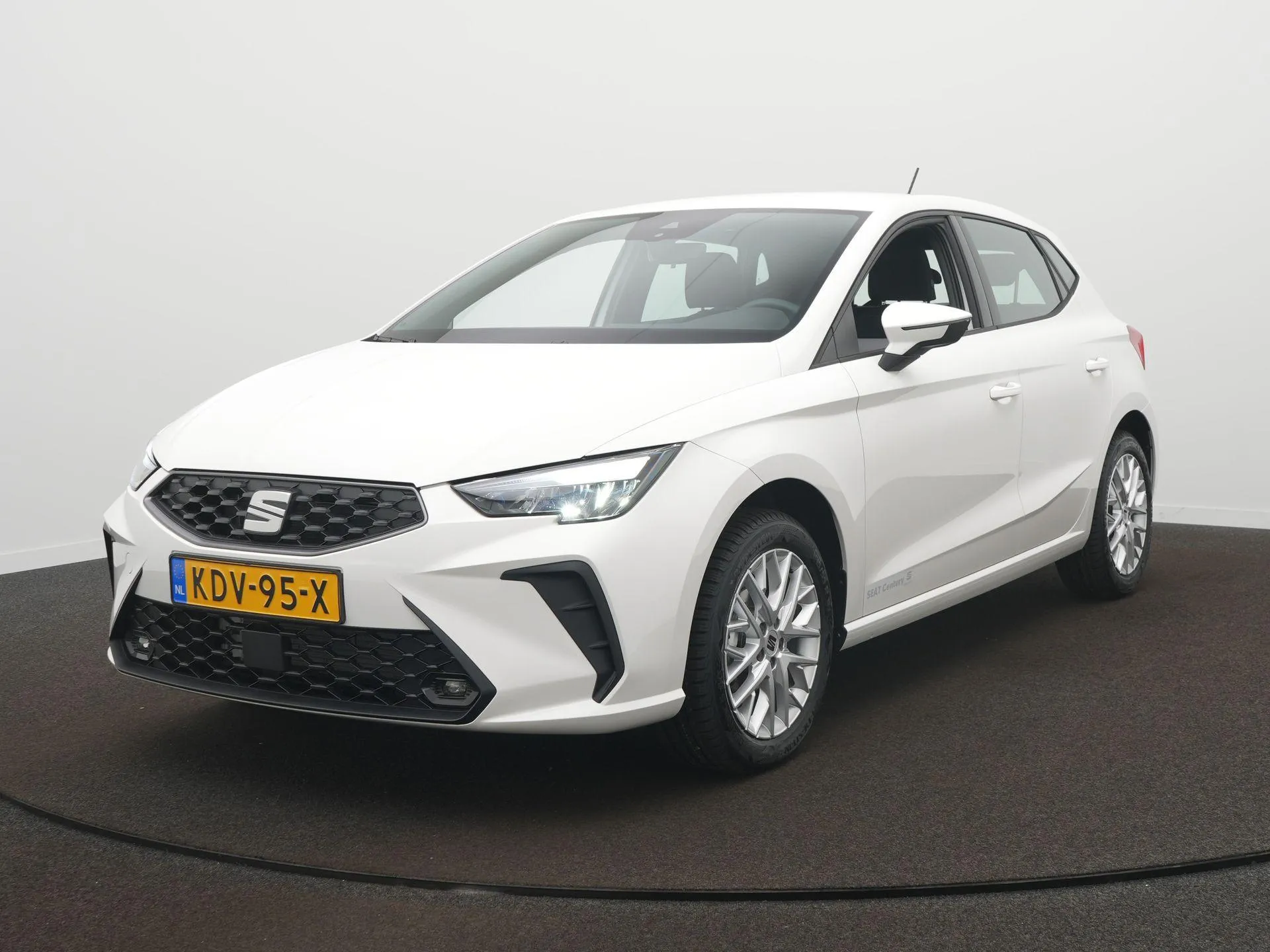 Seat Ibiza — foto 1