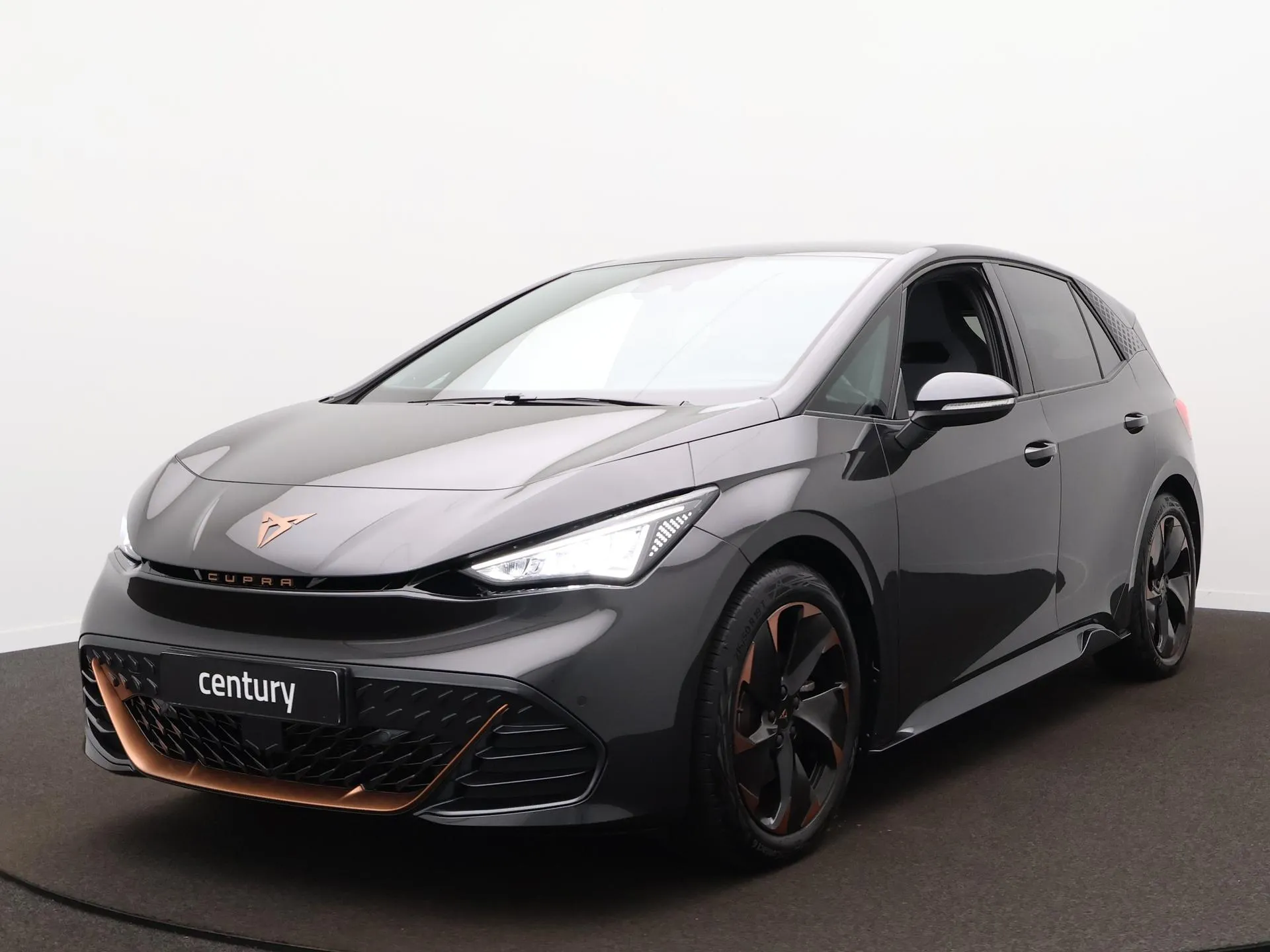 Cupra Born — foto 1