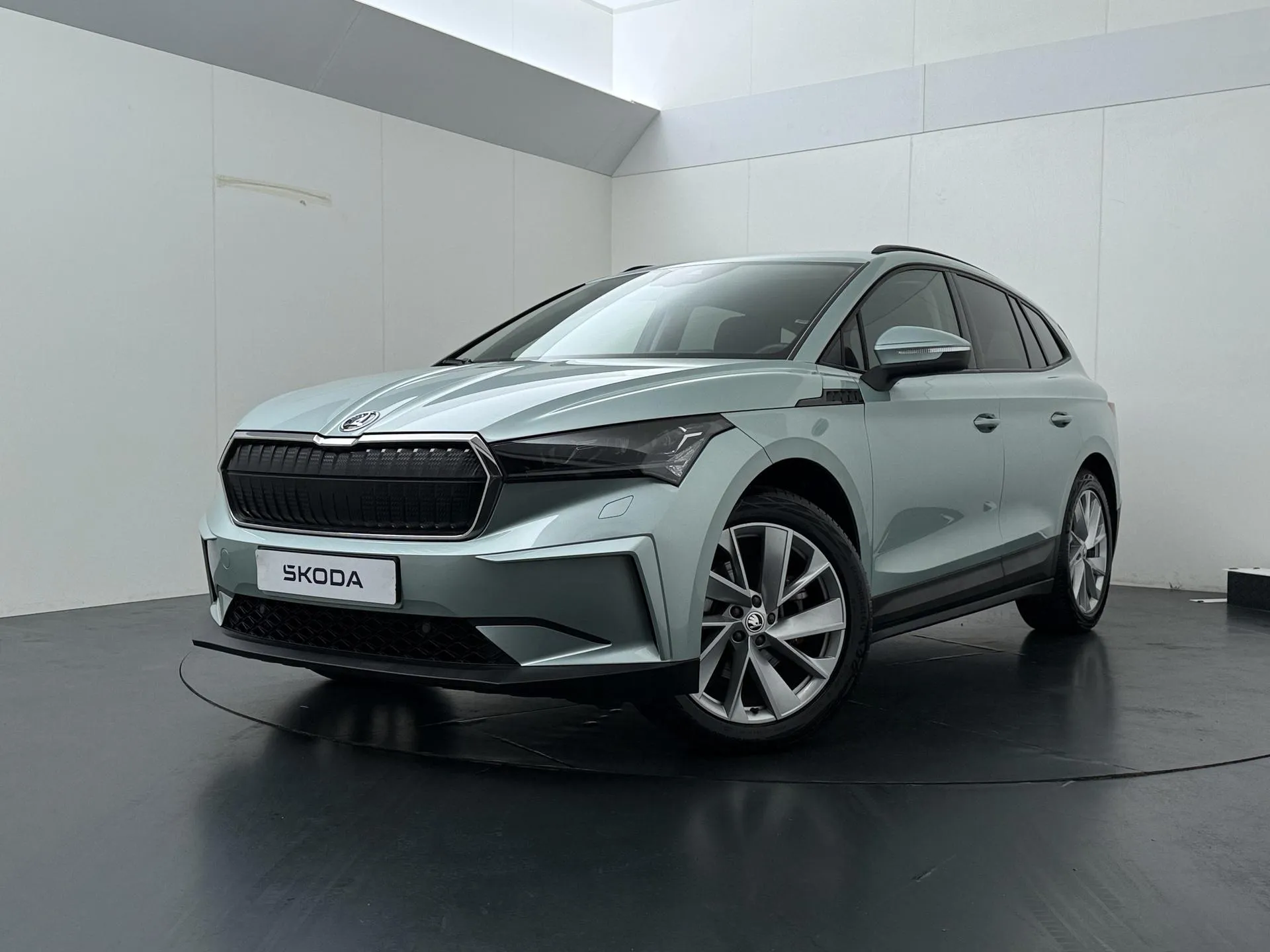 Škoda Enyaq iV — foto 1
