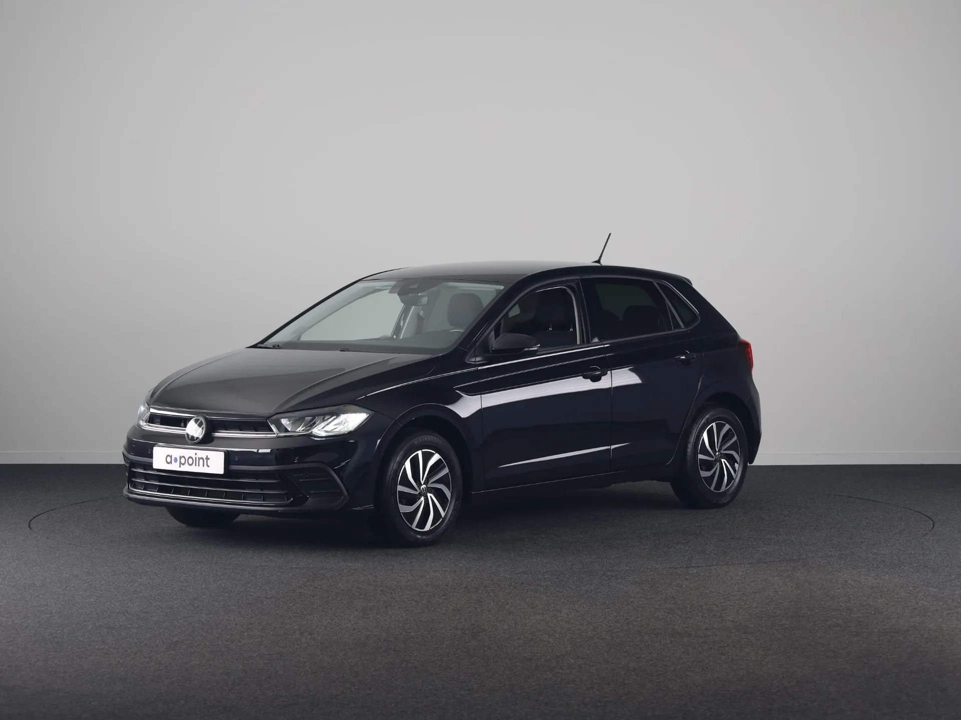 Volkswagen Polo — foto 1