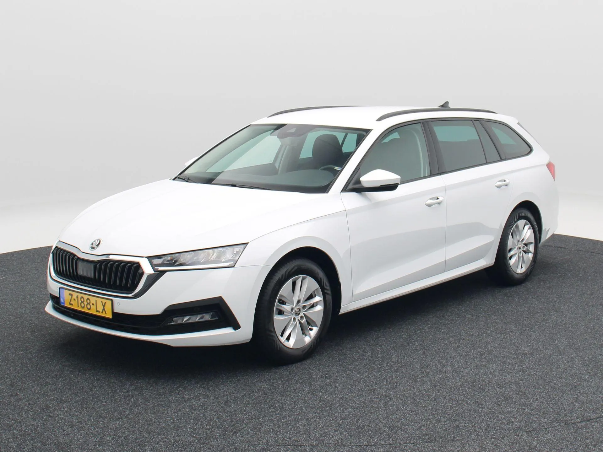 Škoda Octavia — foto 1