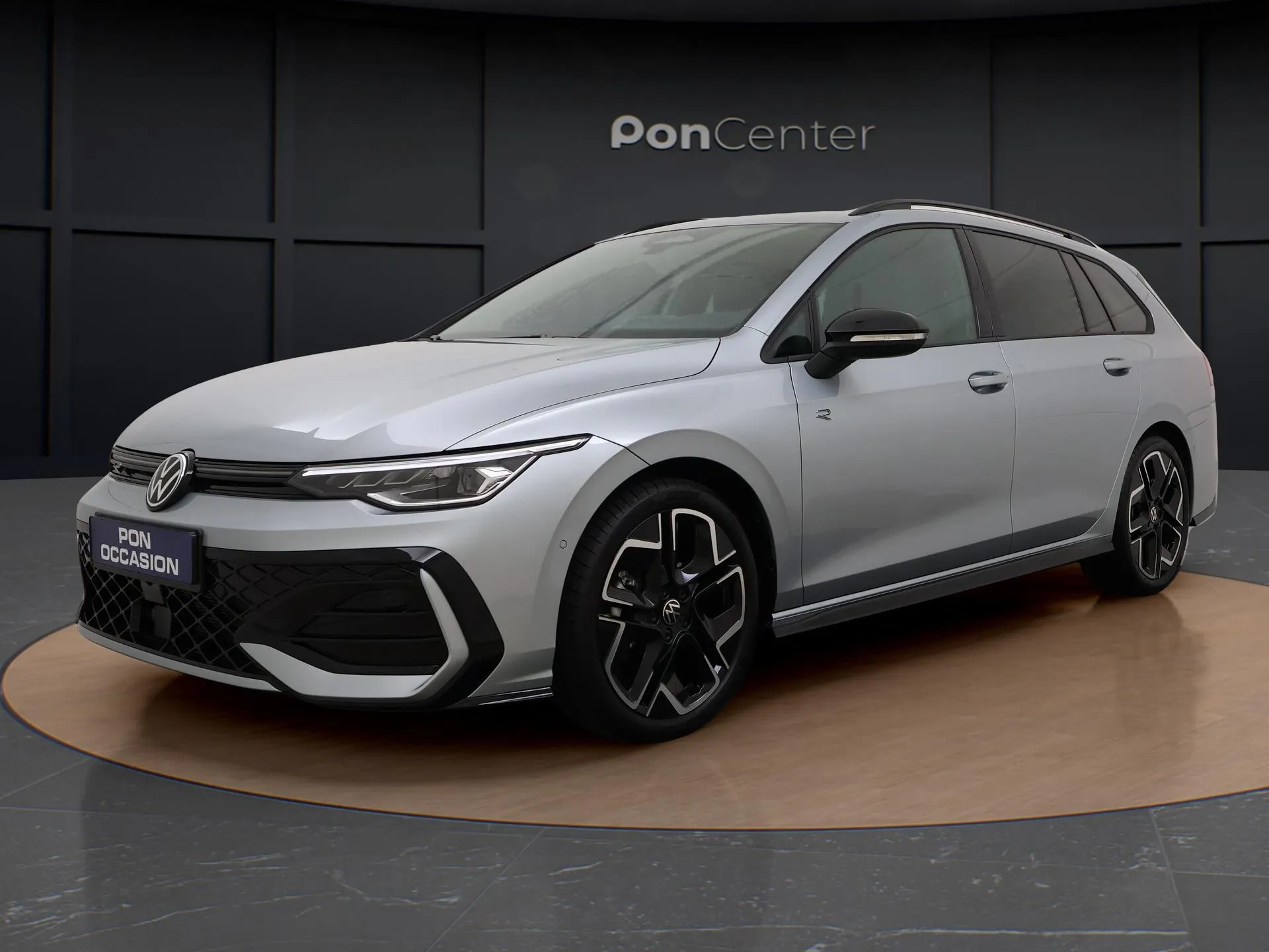 Volkswagen Golf — foto 1