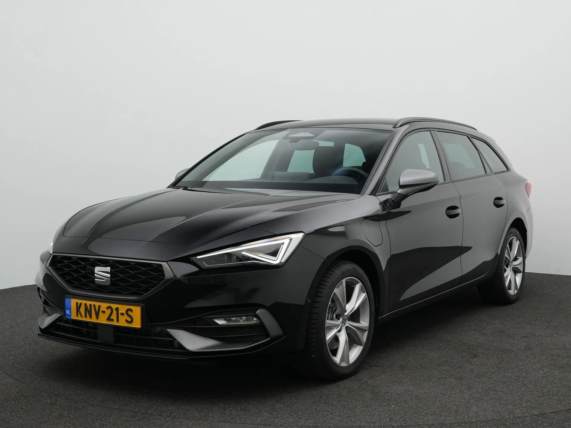 Seat Leon — foto 1