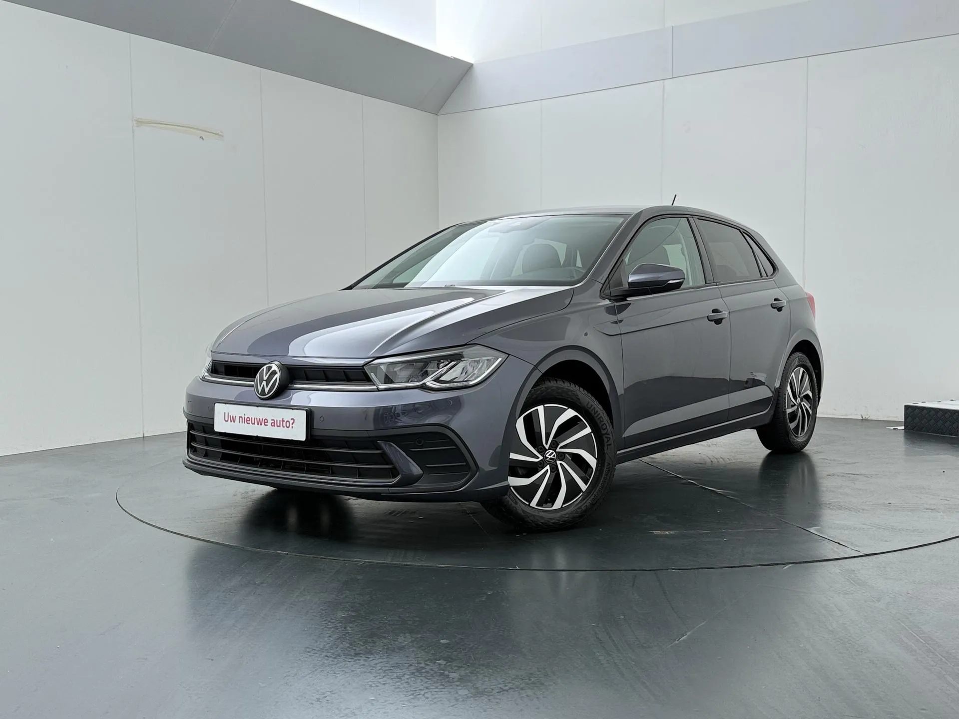 Volkswagen Polo — foto 1