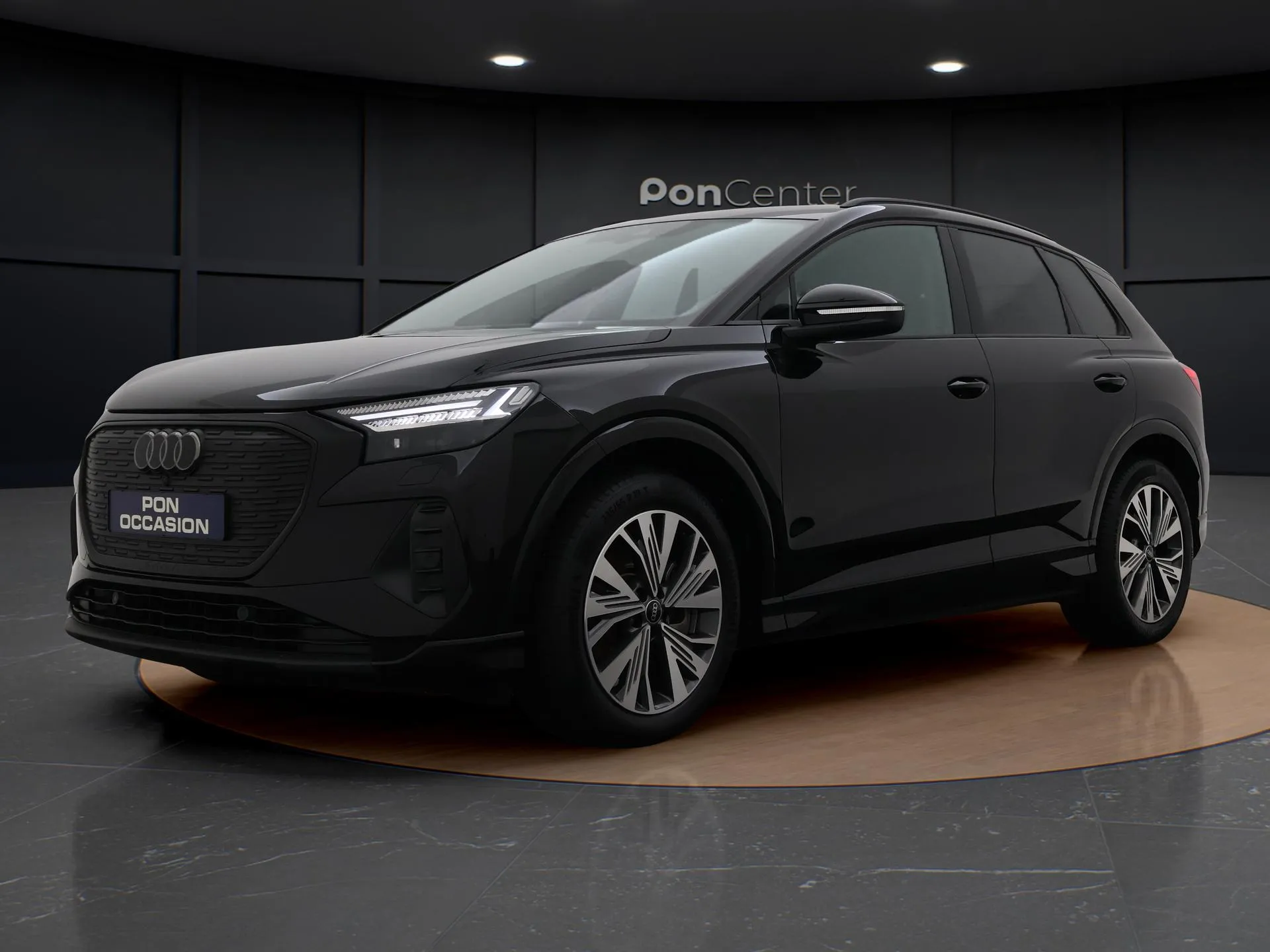 Audi Q4 e-tron — foto 1