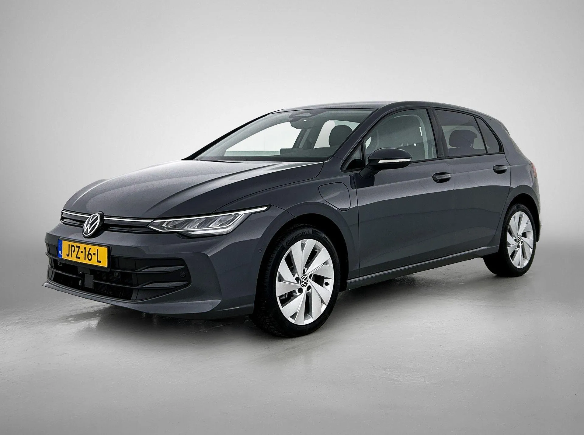 Volkswagen Golf — foto 1
