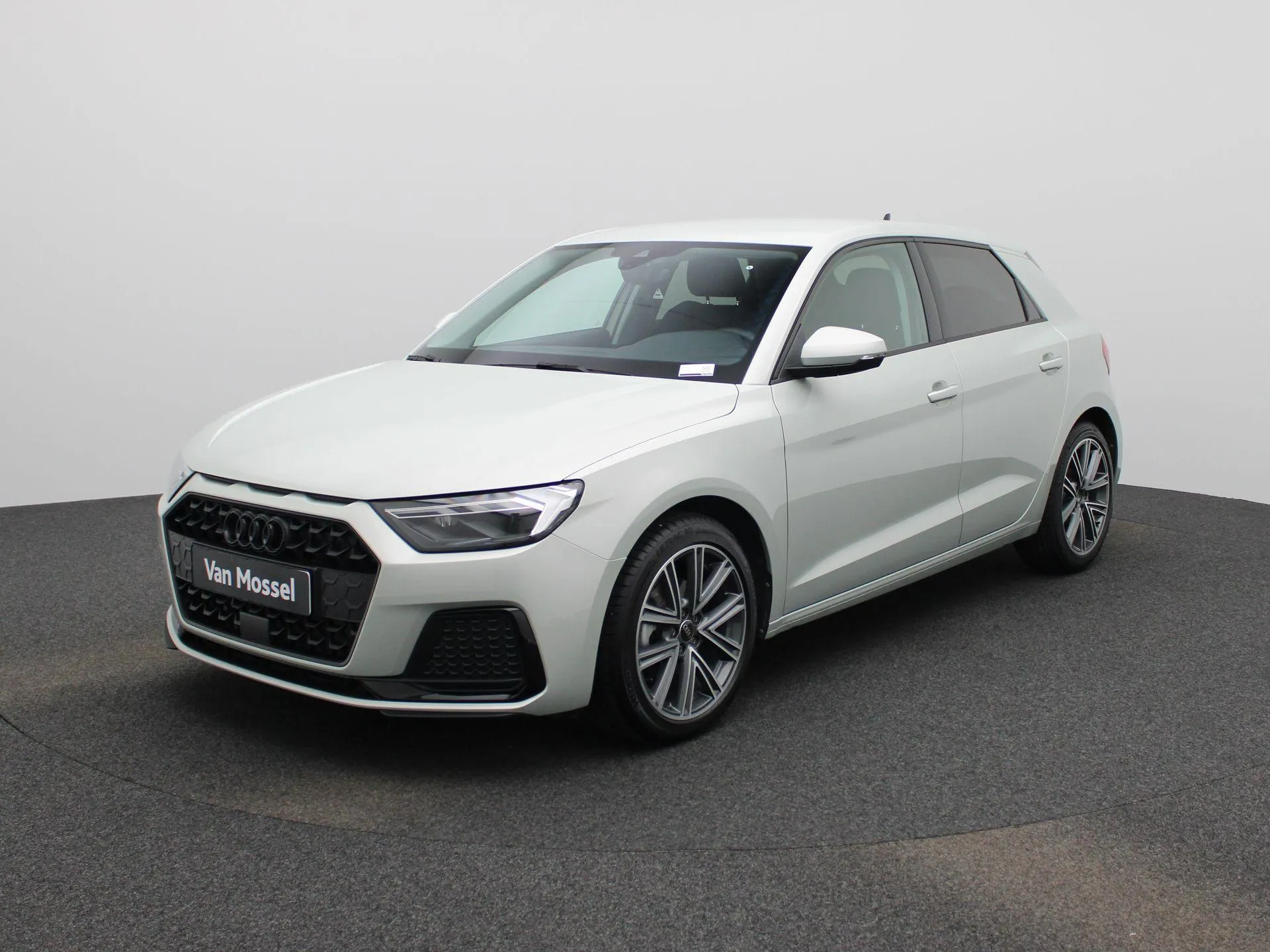 Audi A1 Sportback — foto 1