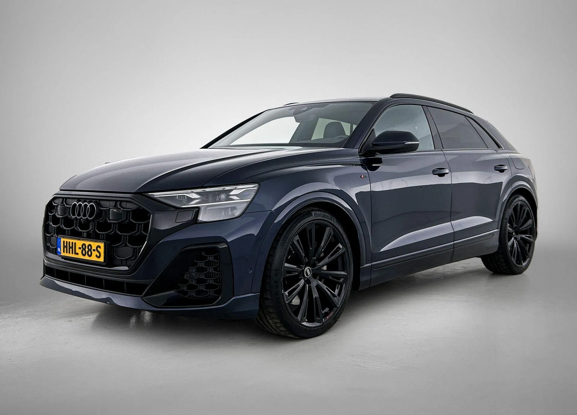 Audi Q8 — foto 1