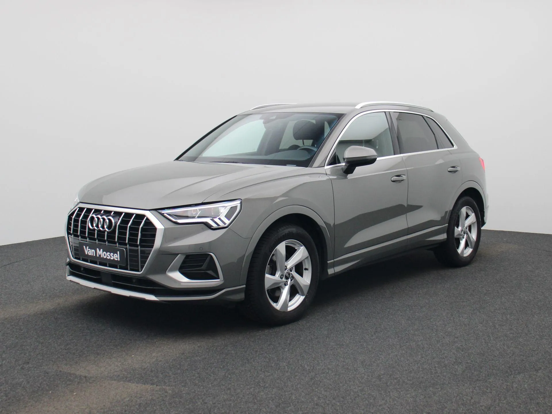 Audi Q3 — foto 1