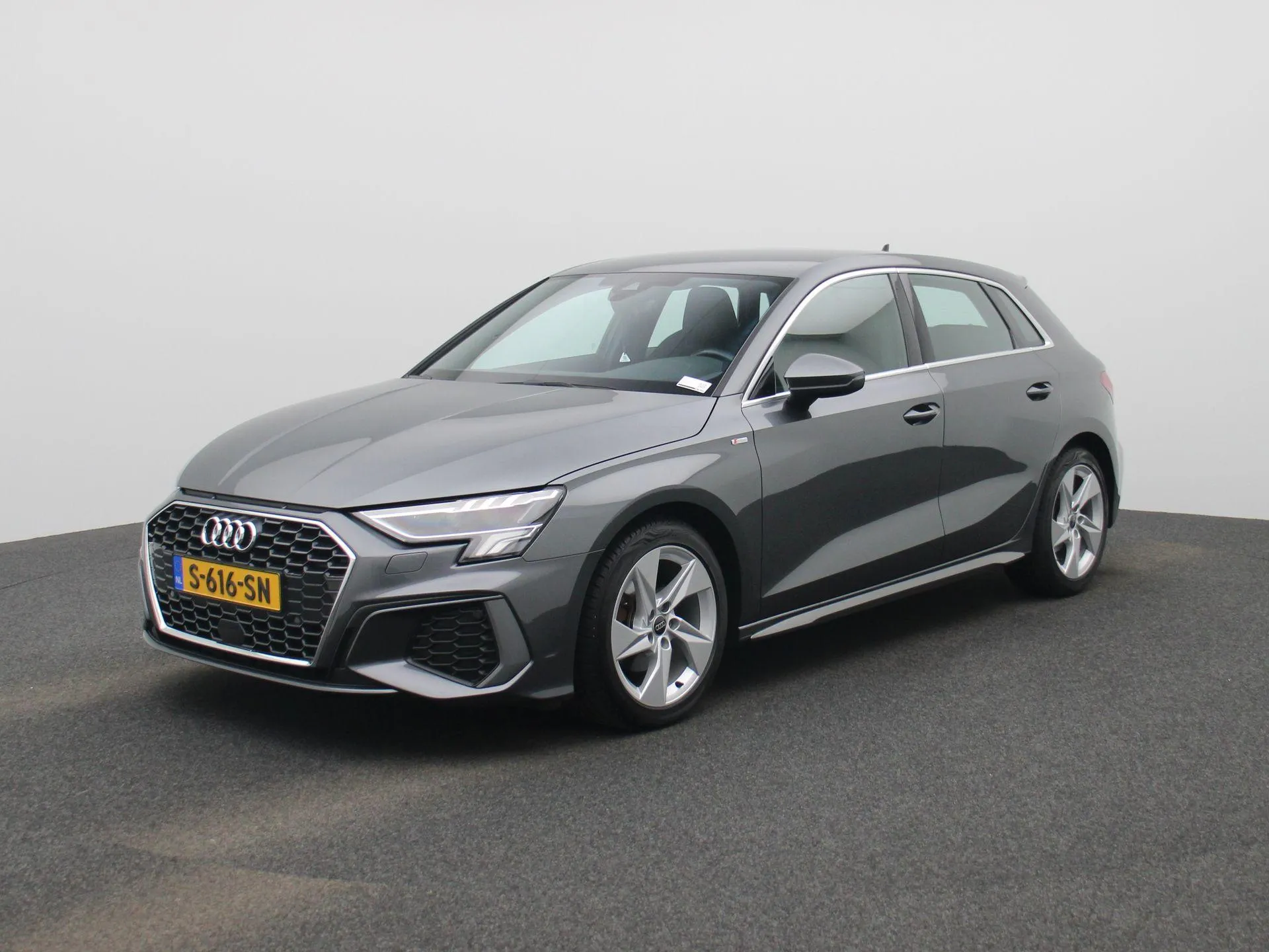 Audi A3 — foto 1