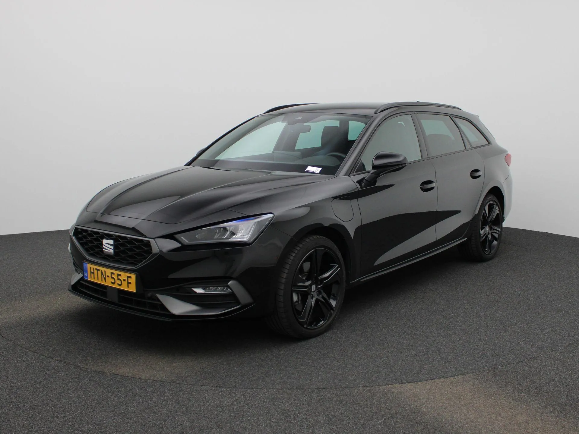 Seat Leon — foto 1