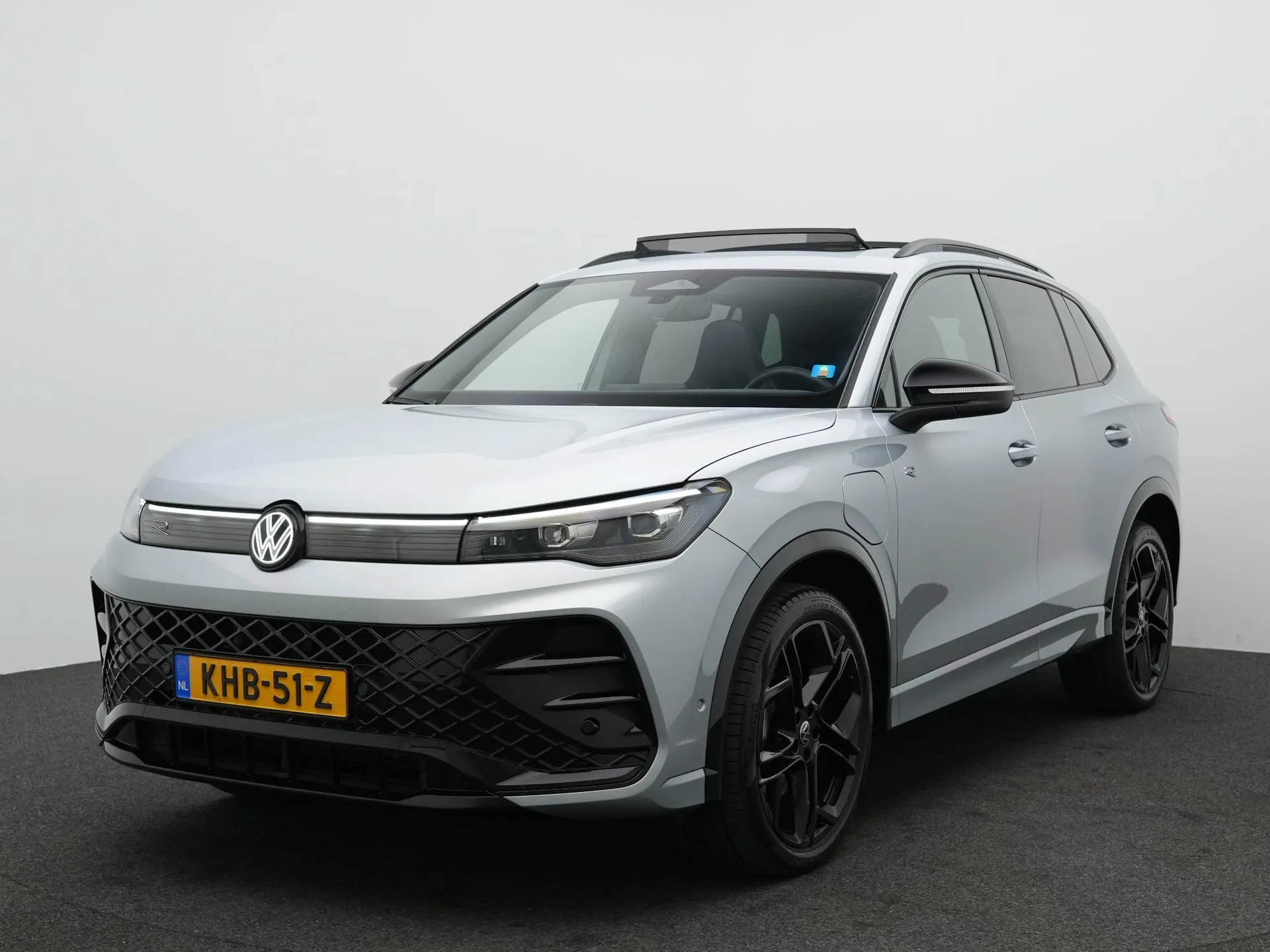 Volkswagen Tiguan — foto 1