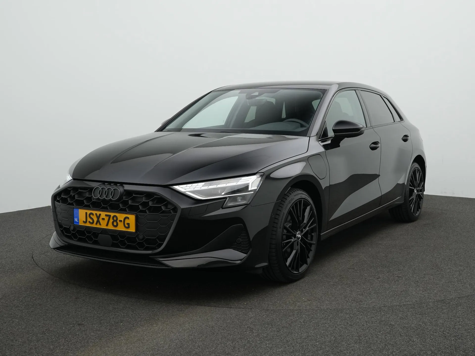 Audi A3 — foto 1
