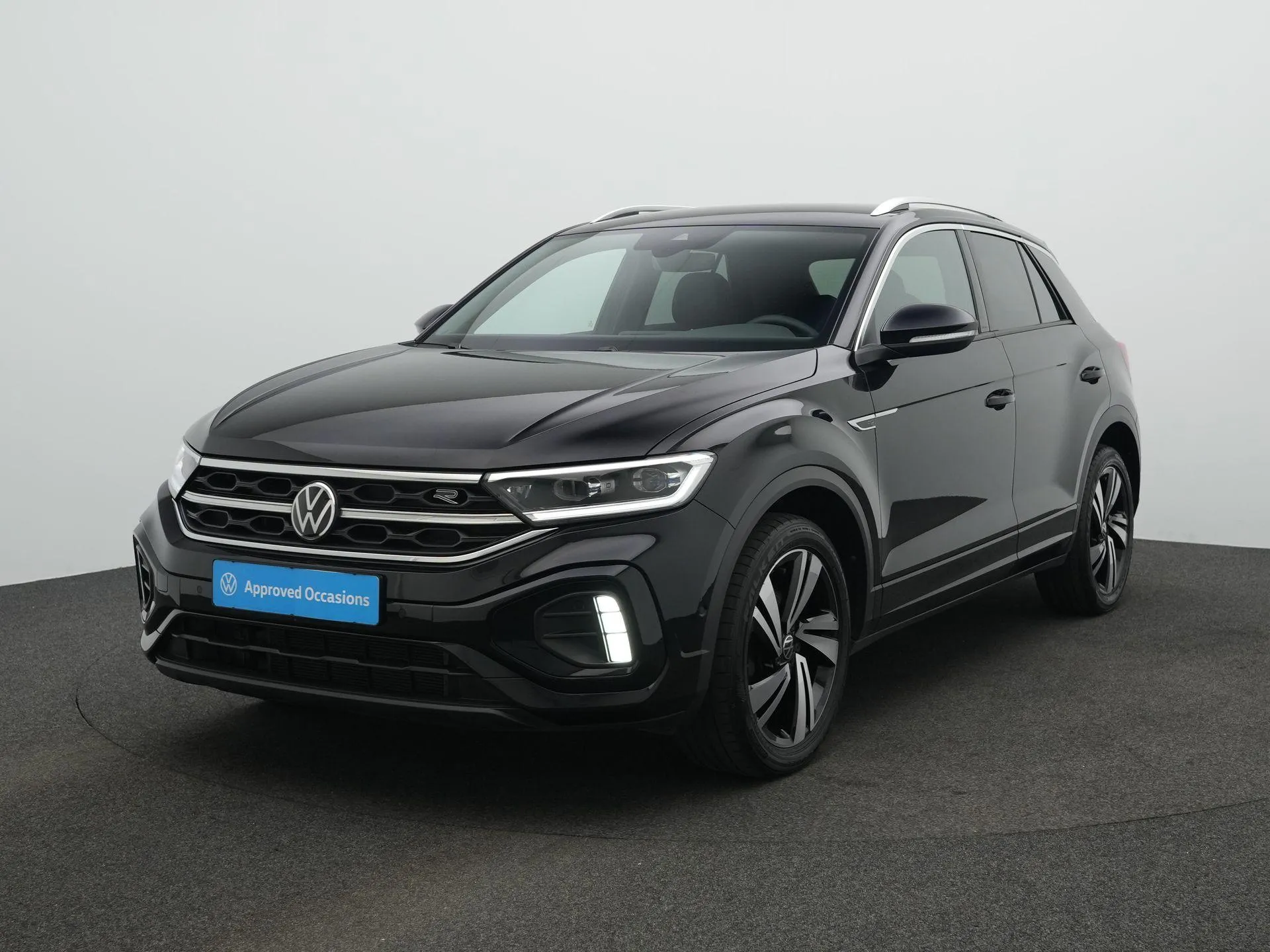 Volkswagen T-Roc — foto 1