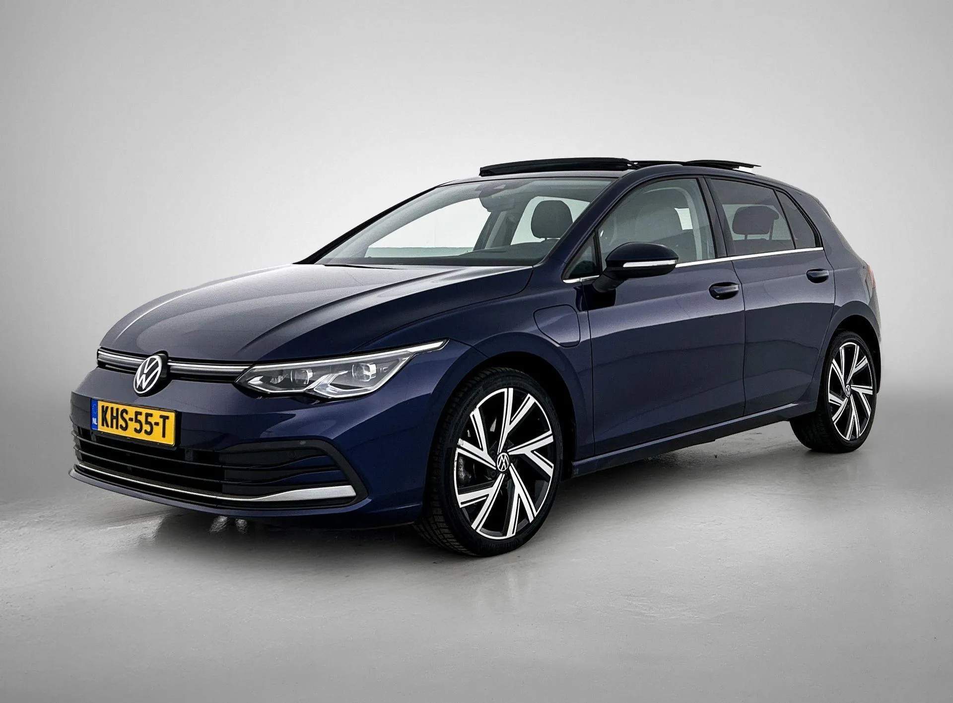 Volkswagen Golf — foto 1