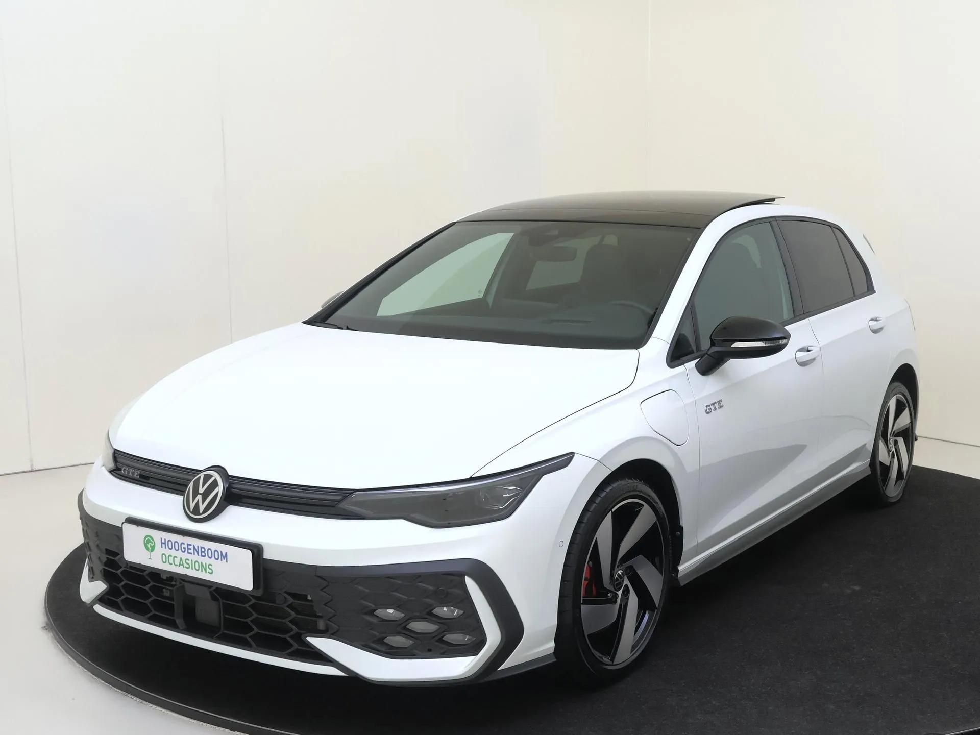 Volkswagen Golf — foto 1