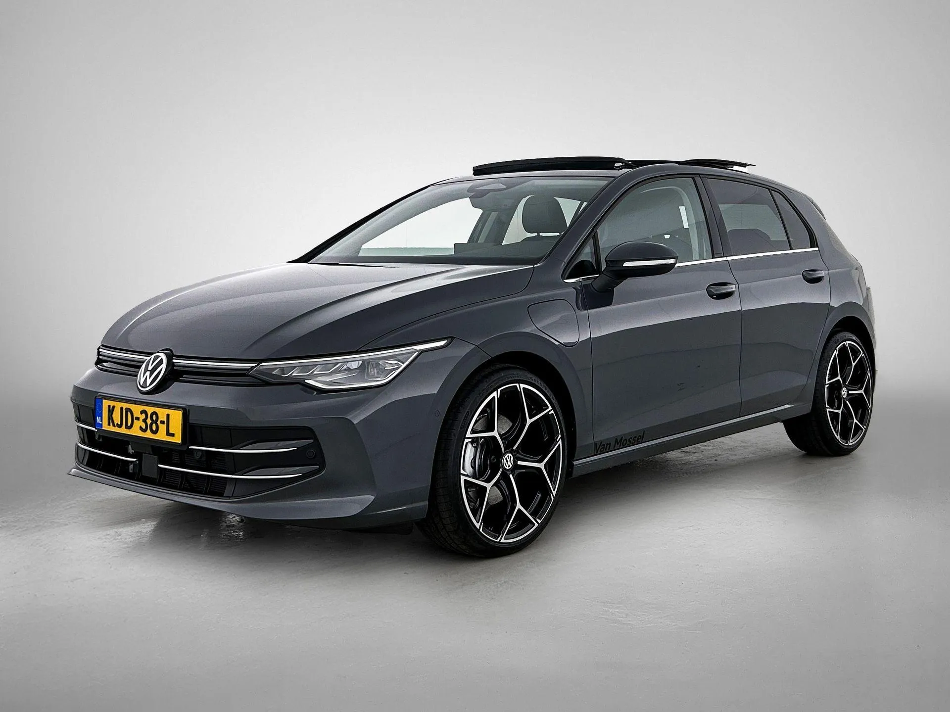 Volkswagen Golf — foto 1