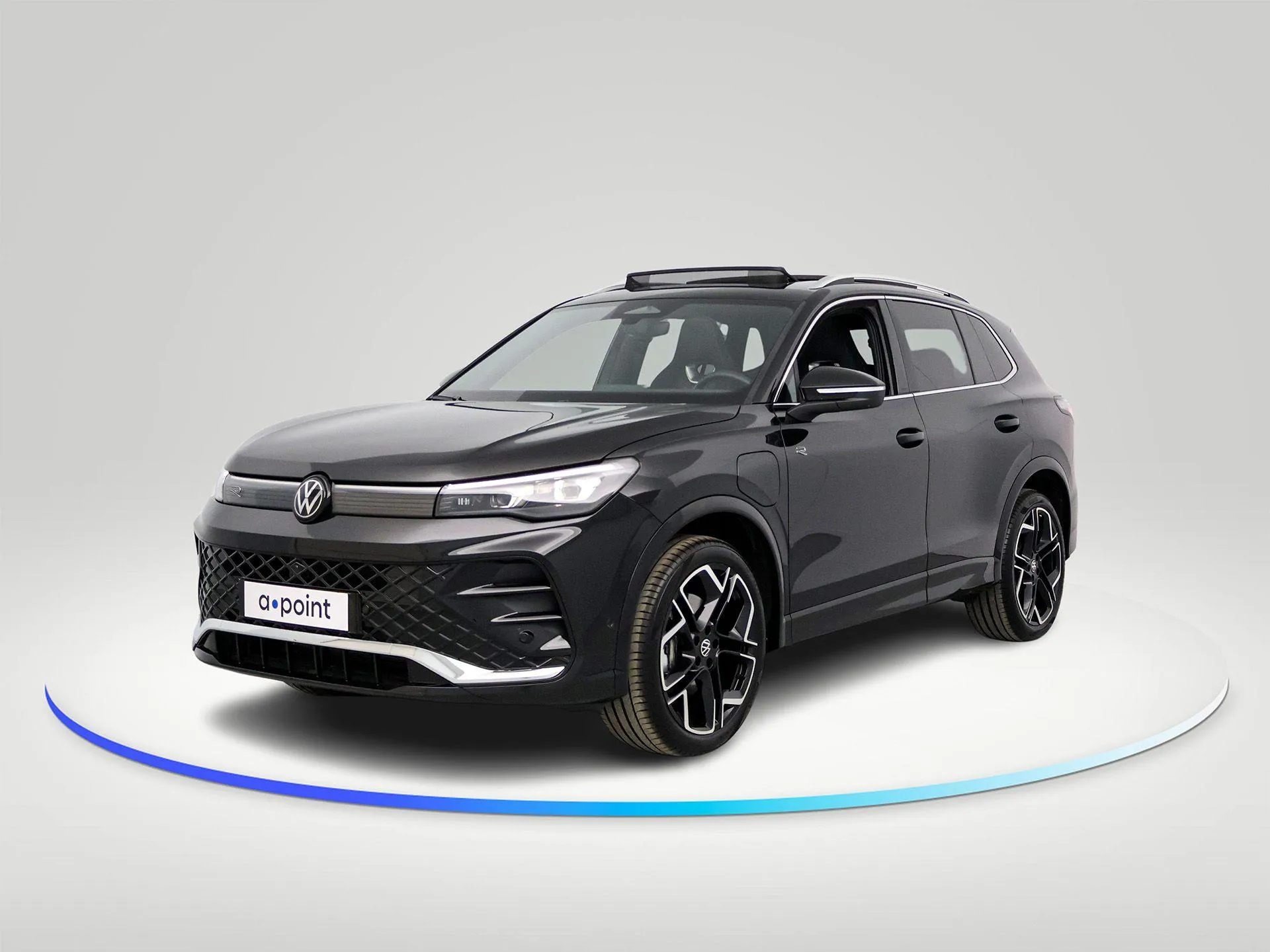 Volkswagen Tiguan — foto 1