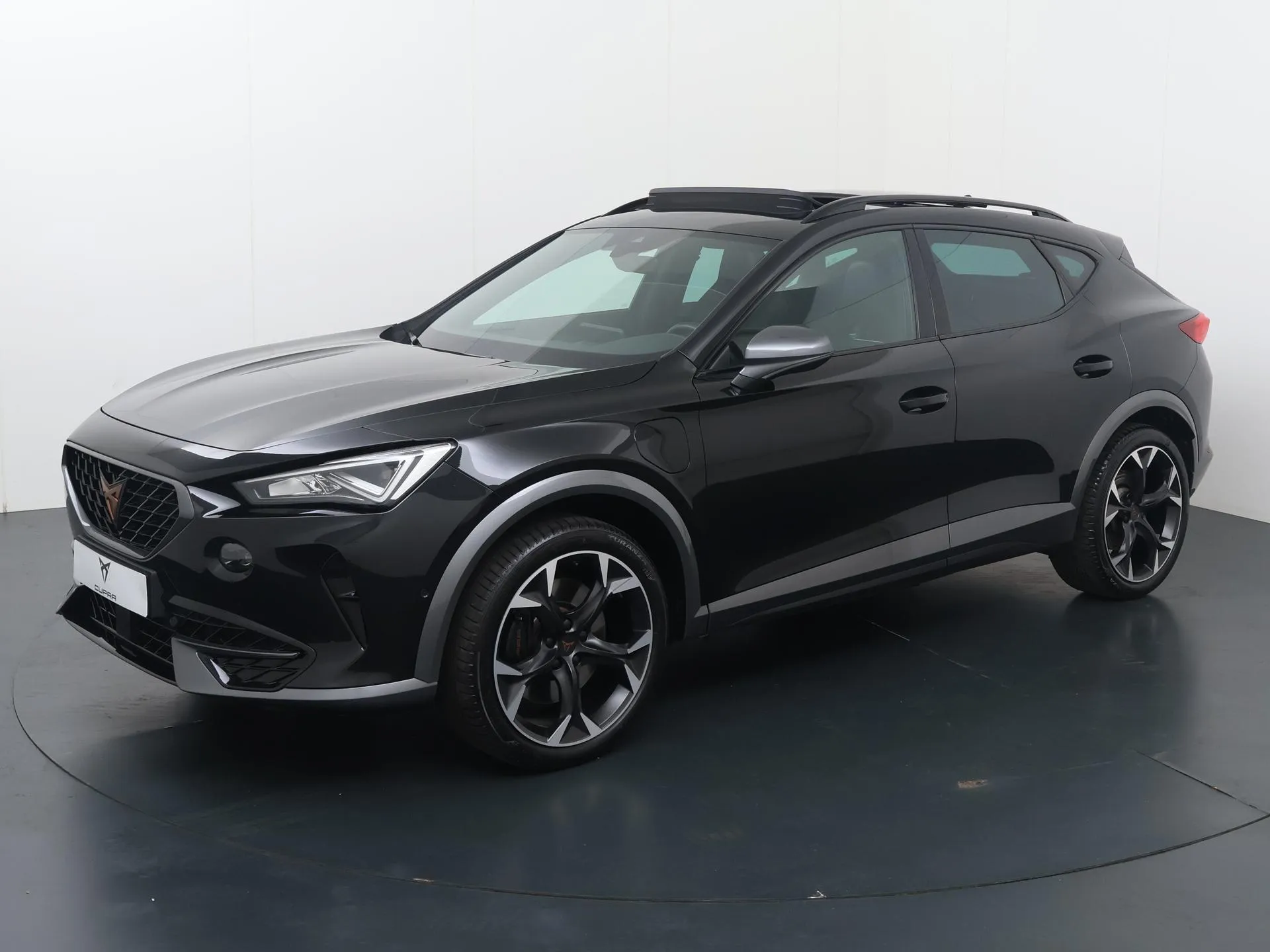 Cupra Formentor — foto 1
