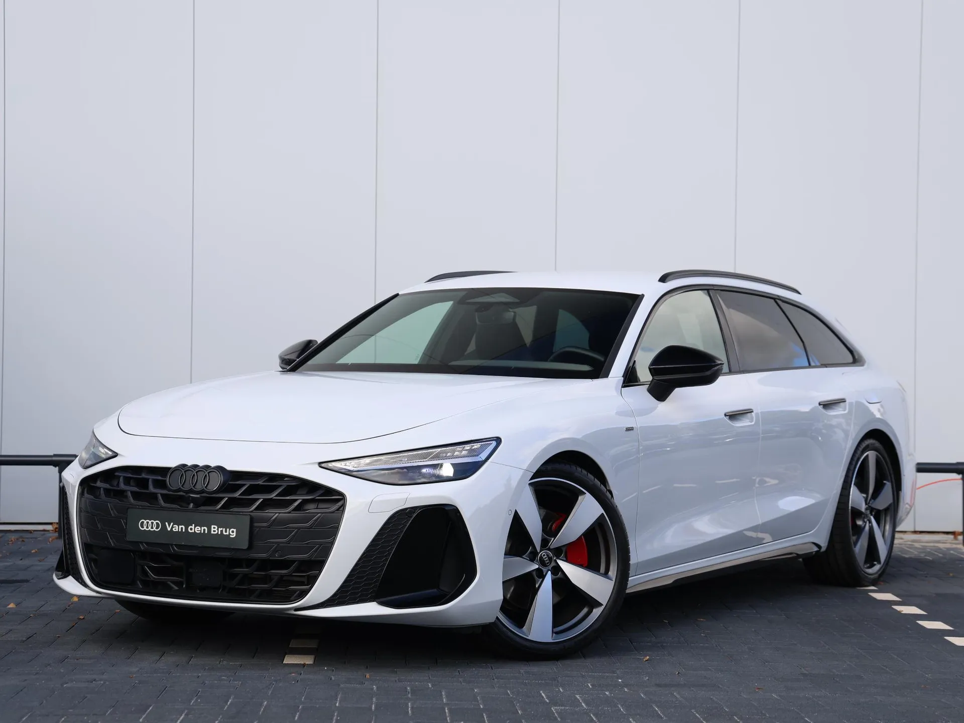 Audi A6 — foto 1