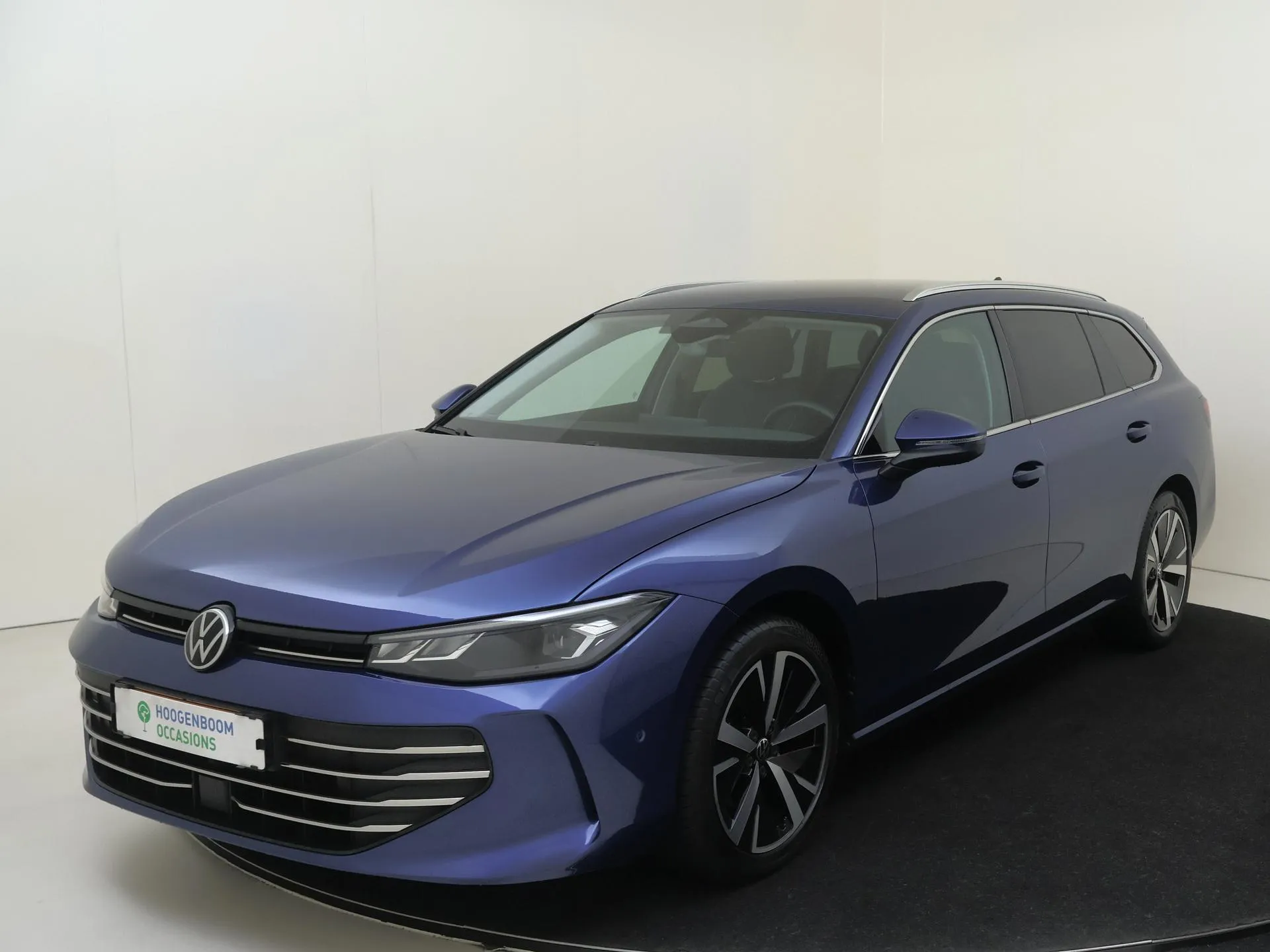 Volkswagen Passat — foto 1