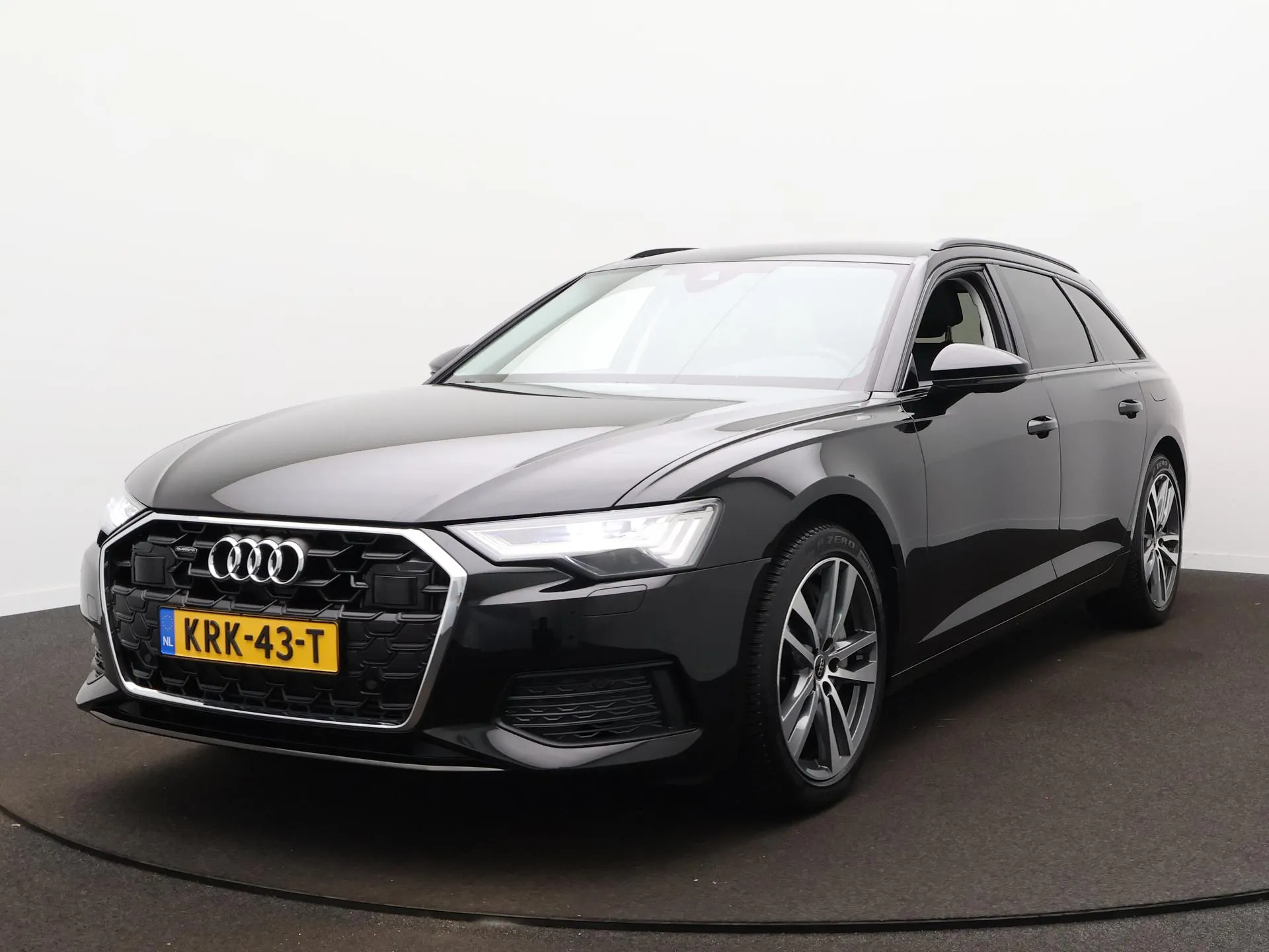 Audi A6 — foto 1