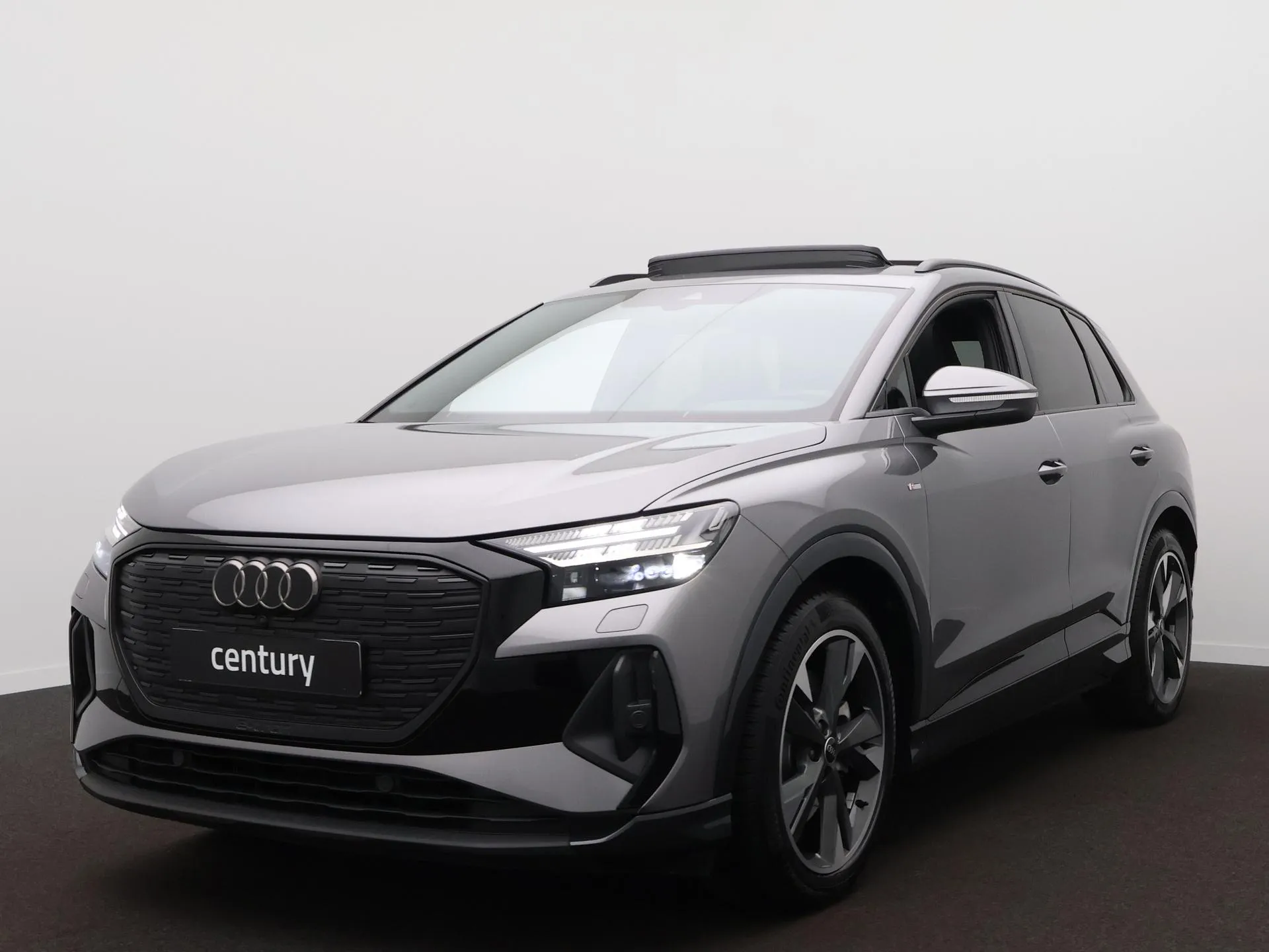 Audi Q4 e-tron — foto 1