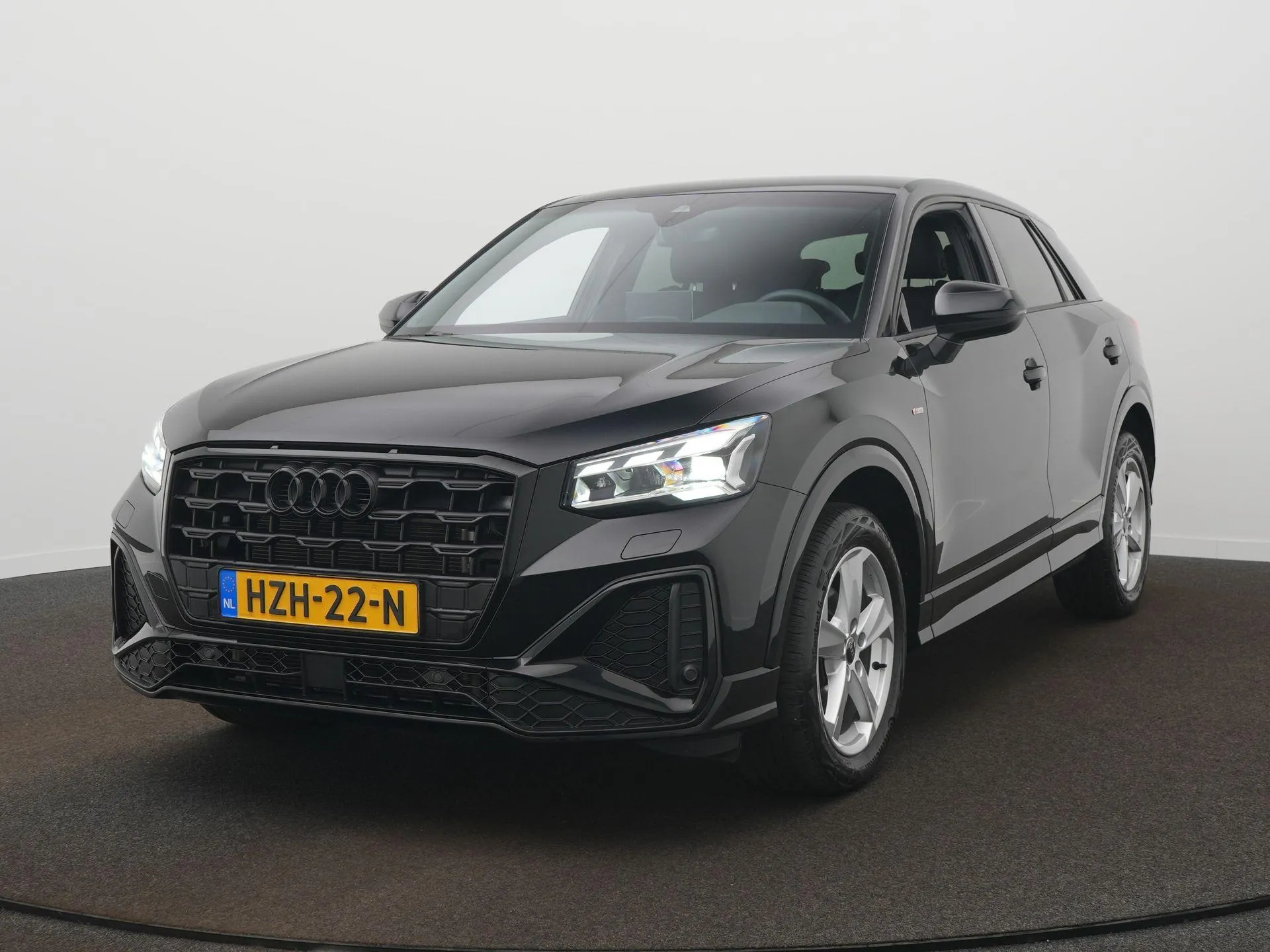 Audi Q2 — foto 1