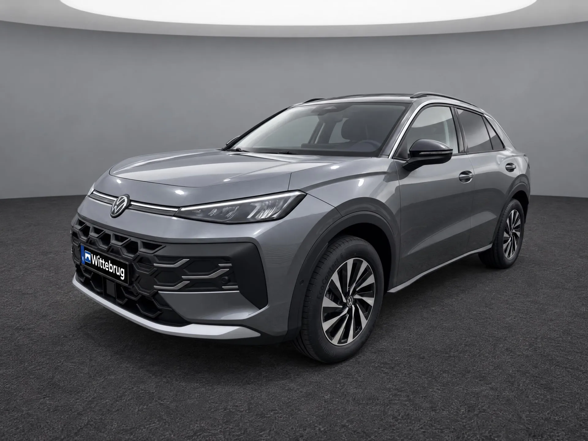 Volkswagen T-Roc — foto 1