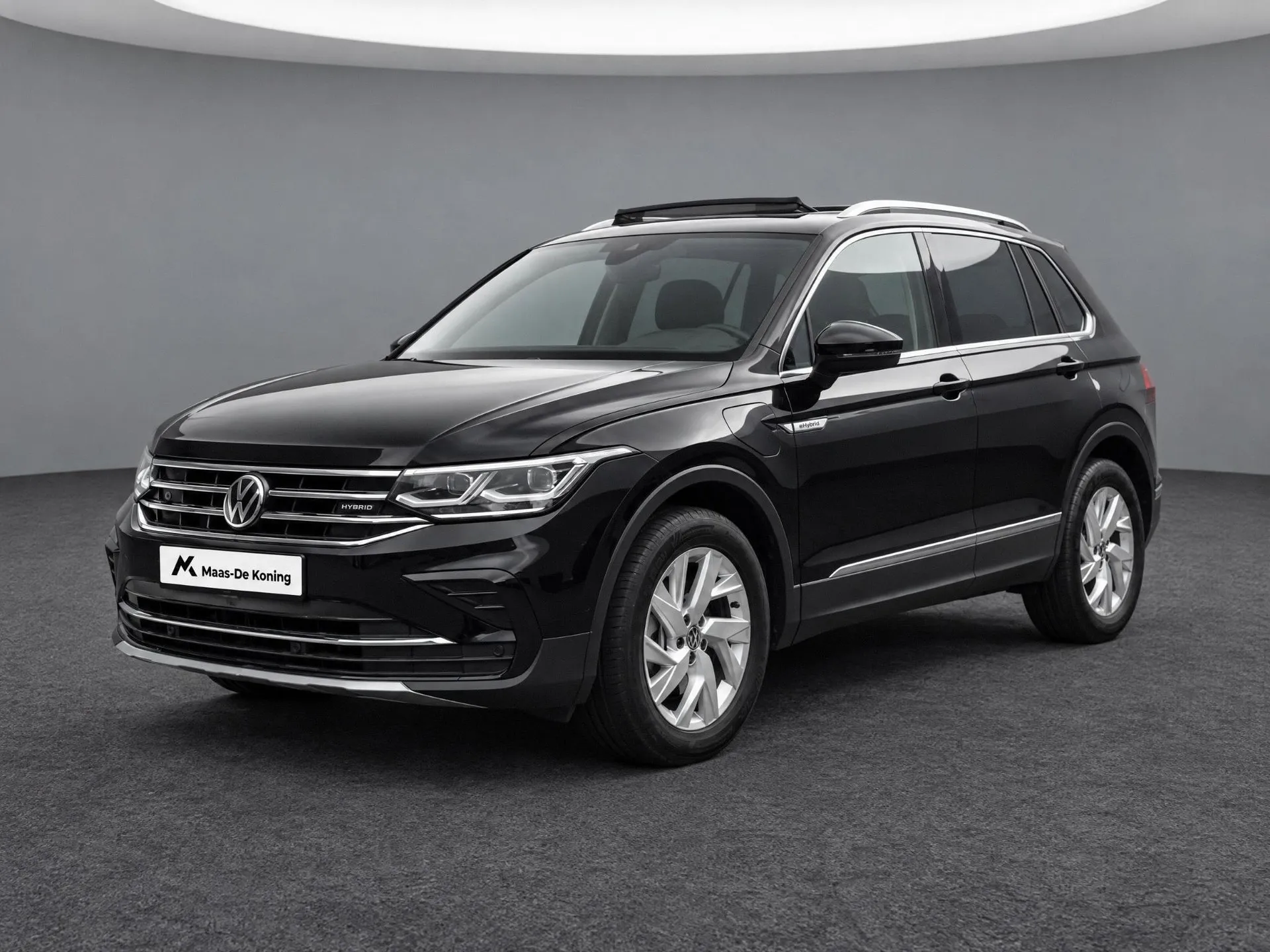 Volkswagen Tiguan — foto 1