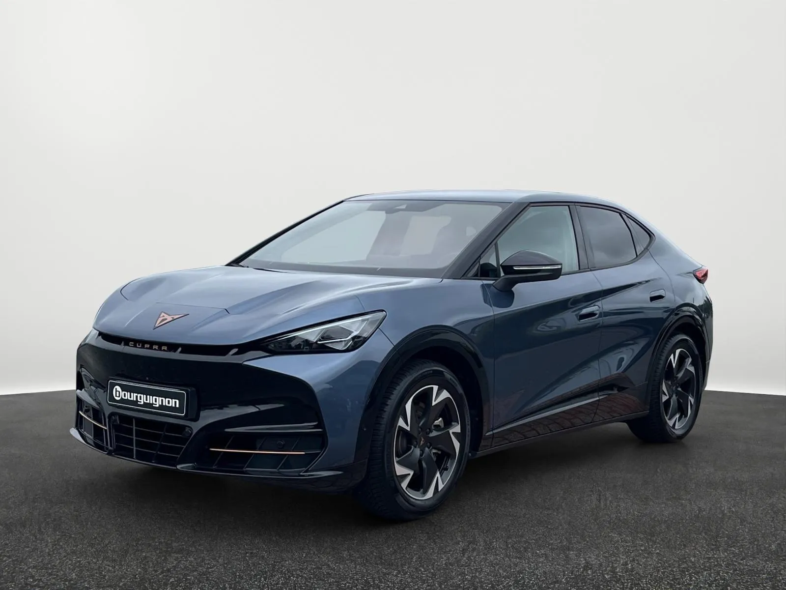 Cupra Tavascan — foto 1