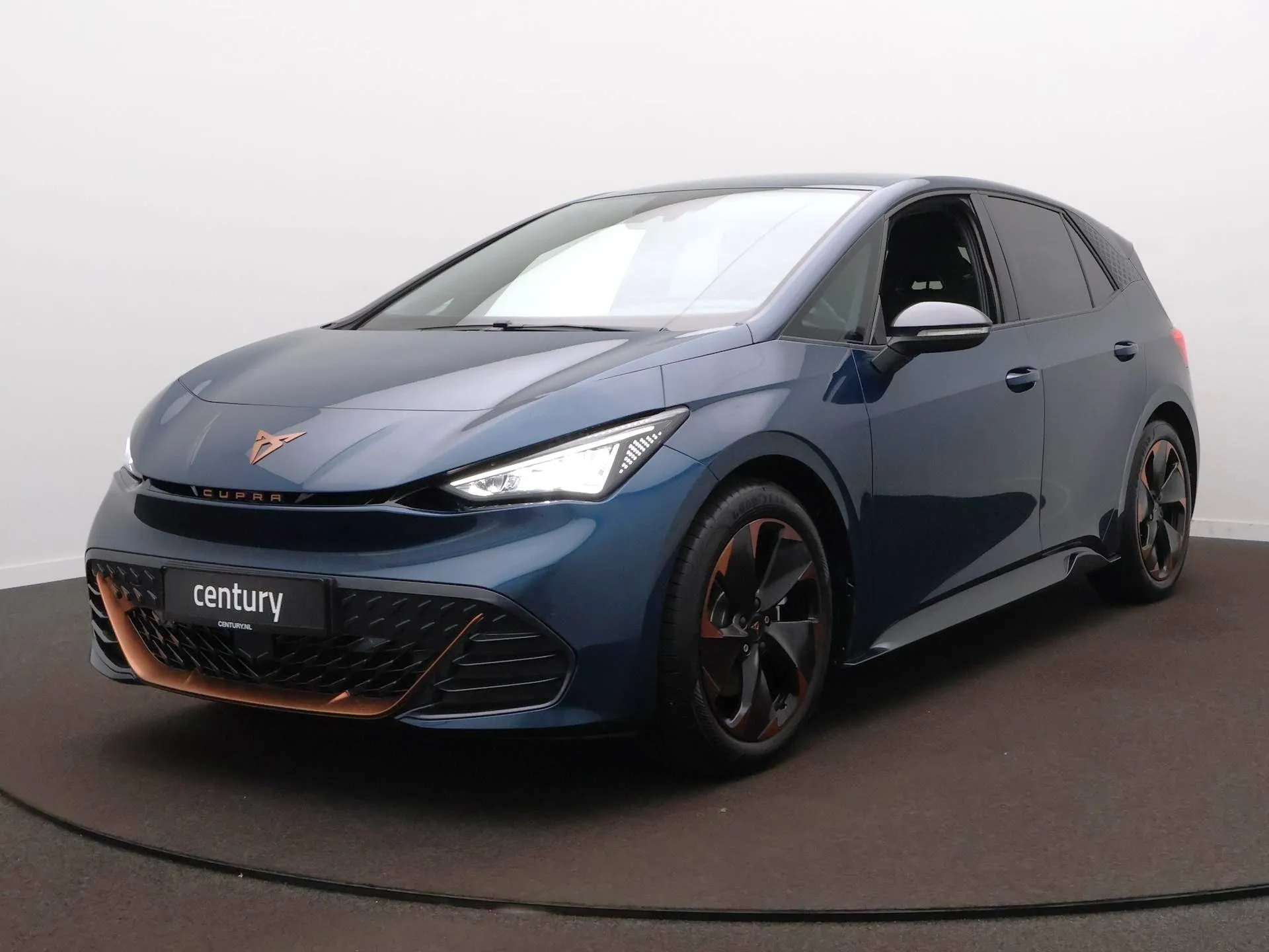 Cupra Born — foto 1