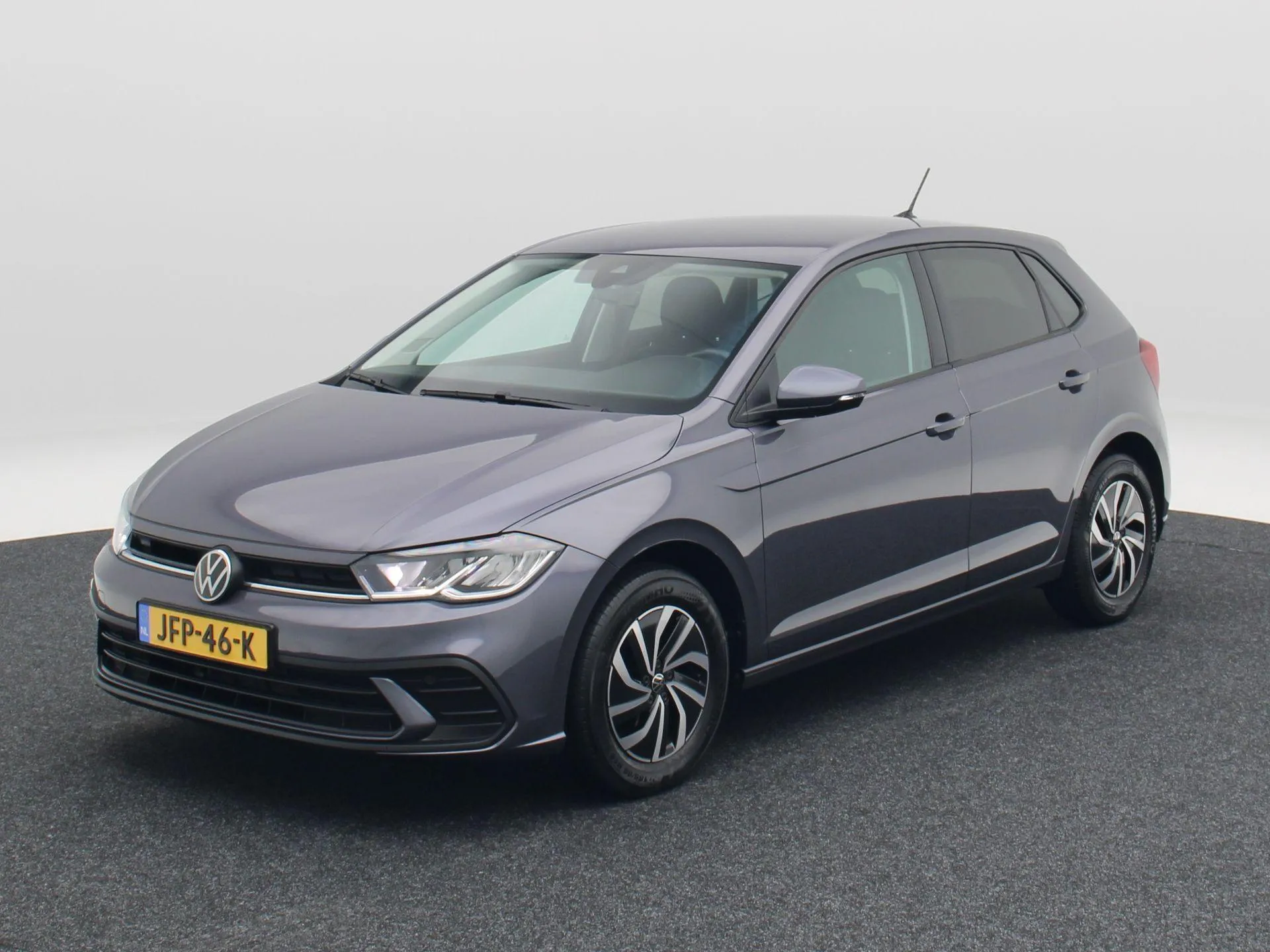 Volkswagen Polo — foto 1