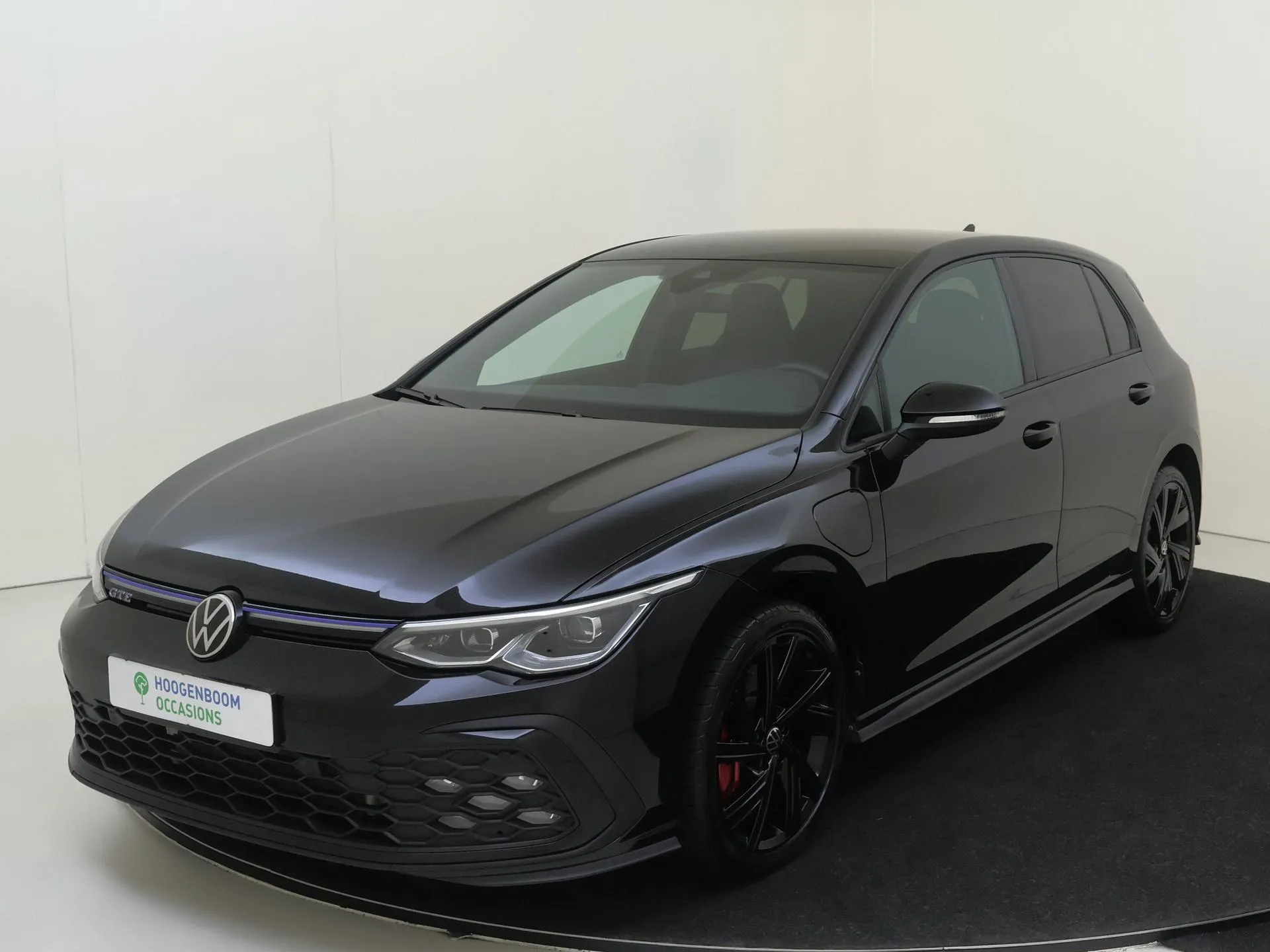Volkswagen Golf — foto 1