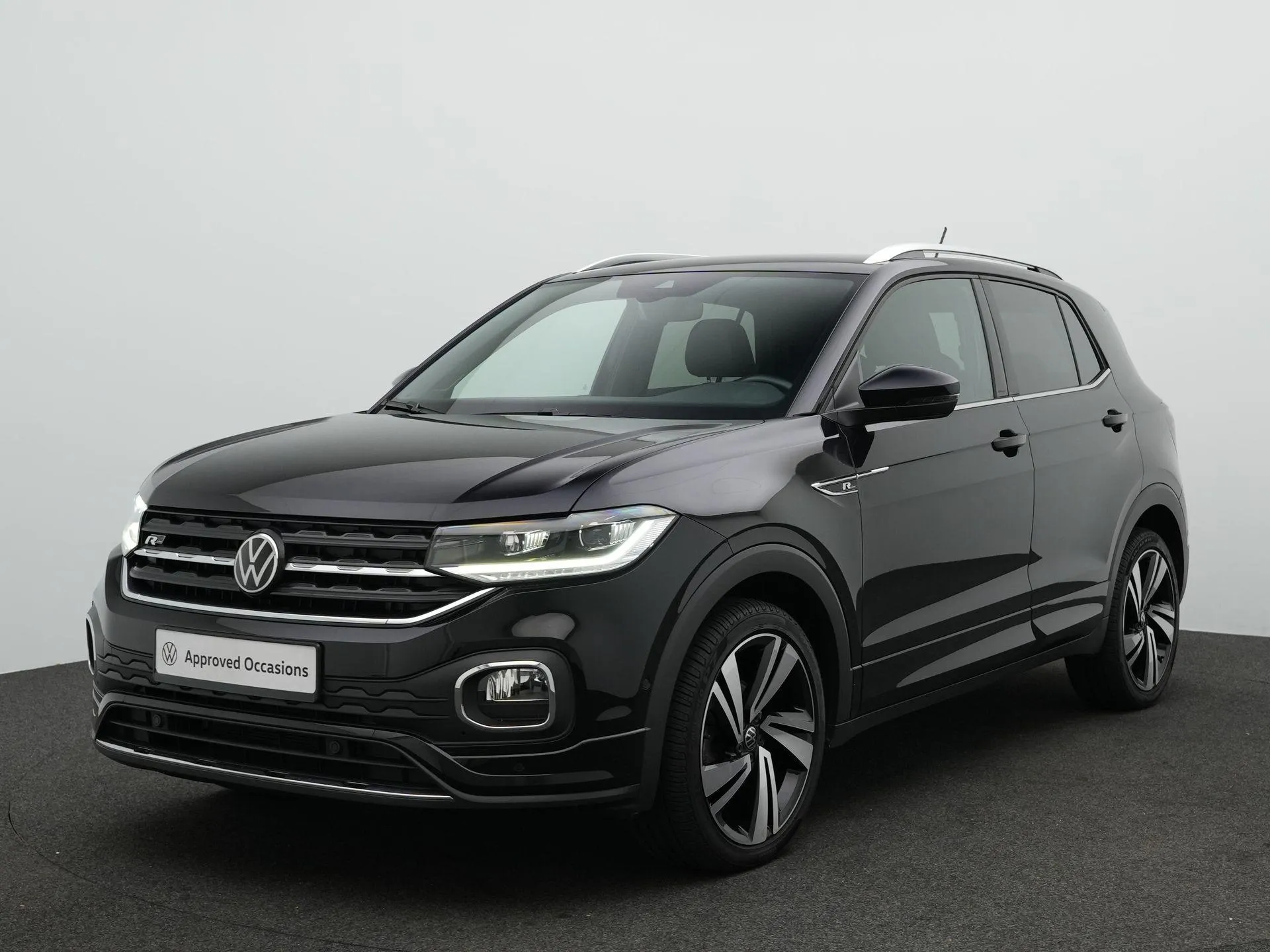 Volkswagen T-Cross — foto 1