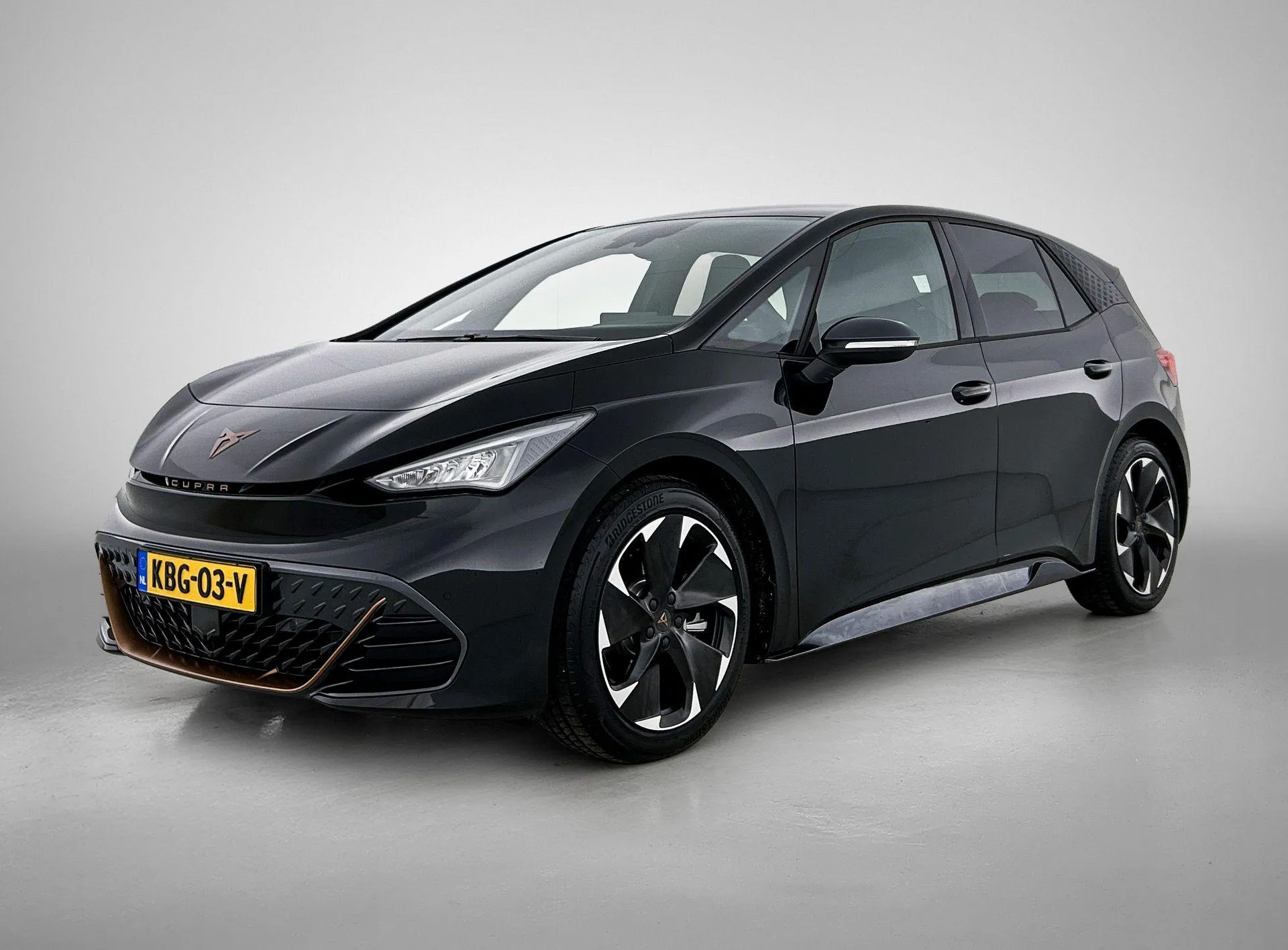 Cupra Born — foto 1